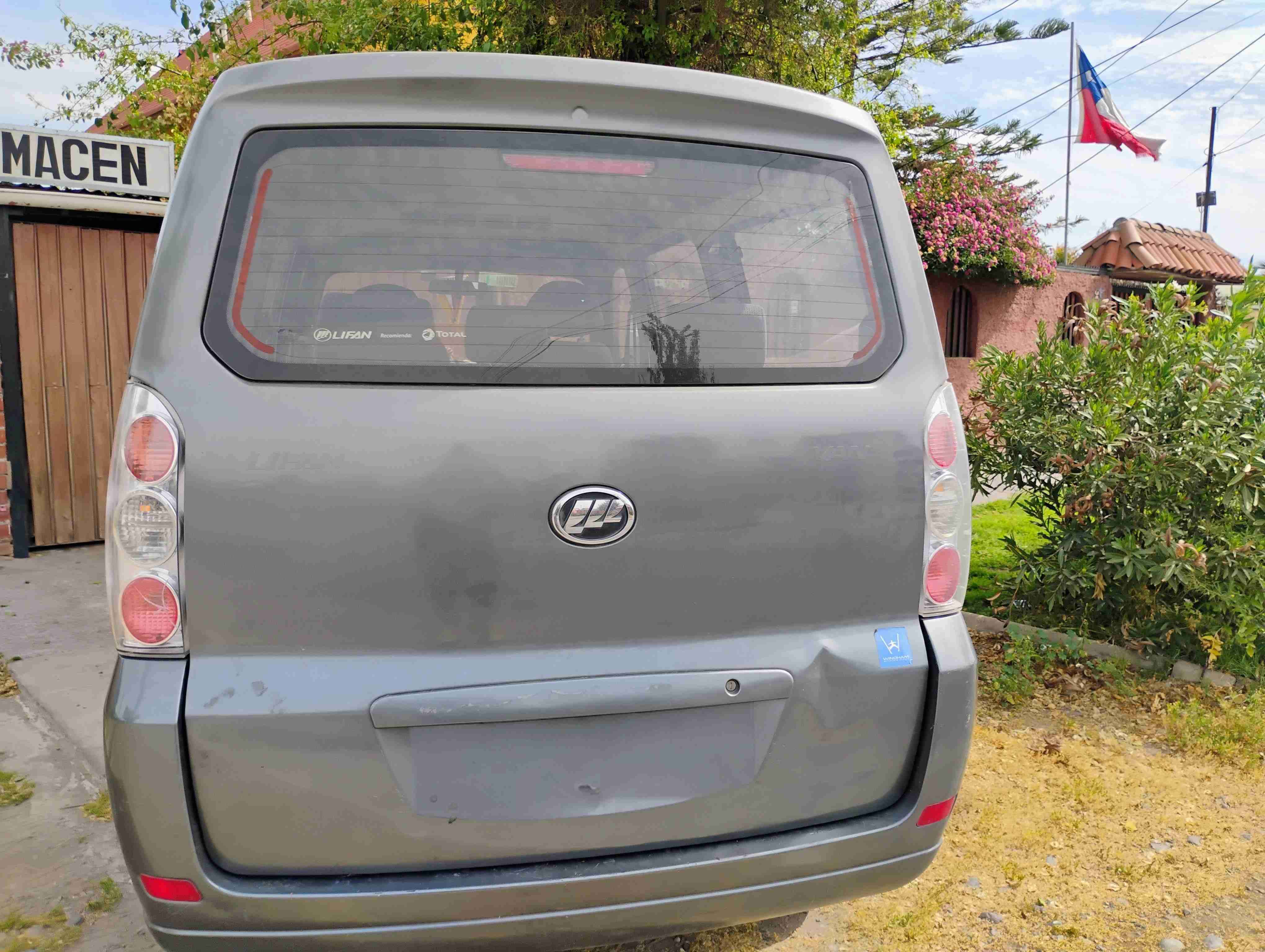 Vehículo familiar Lifan van - miniatura 3