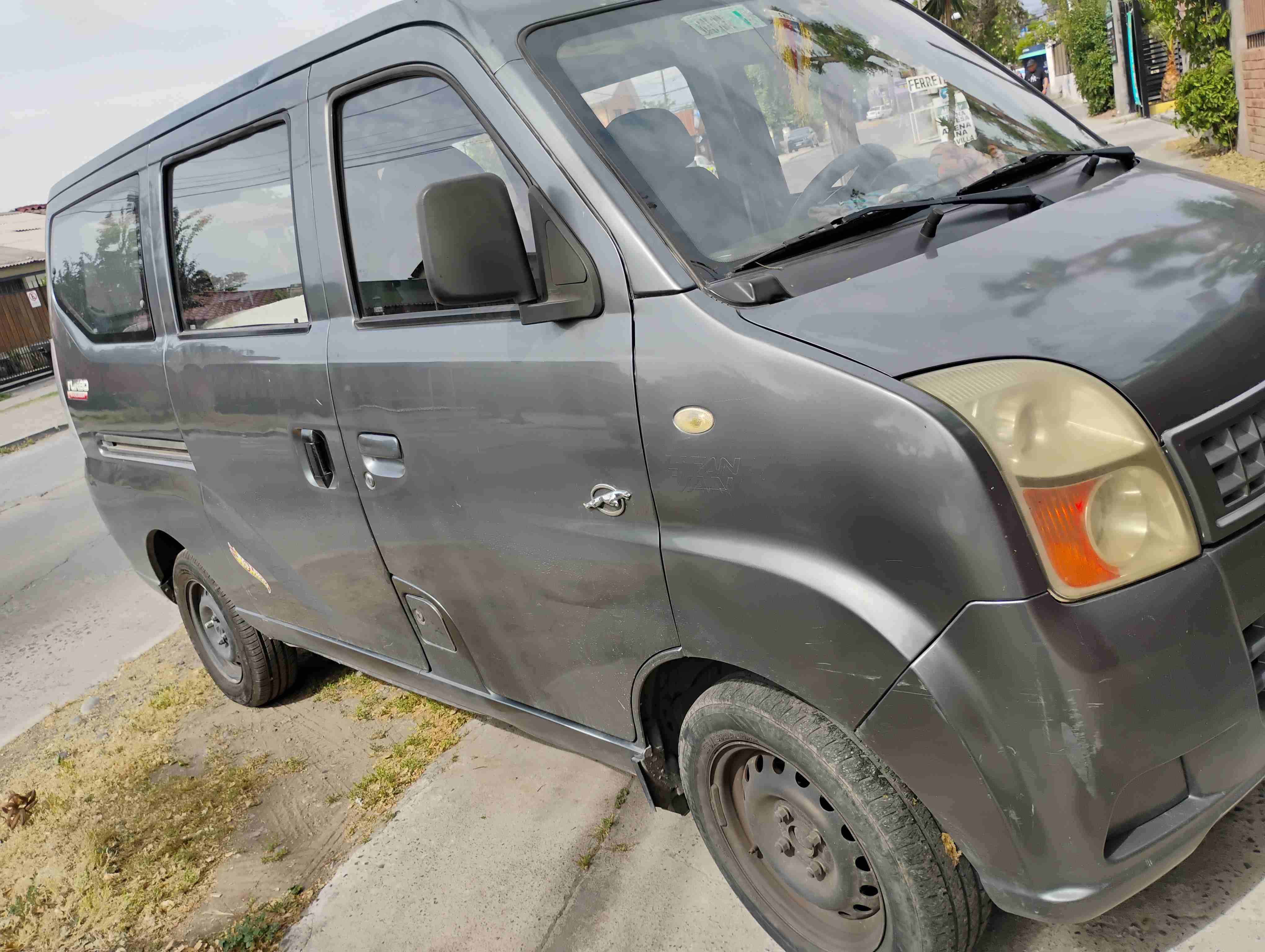 Vehículo familiar Lifan van - miniatura 4