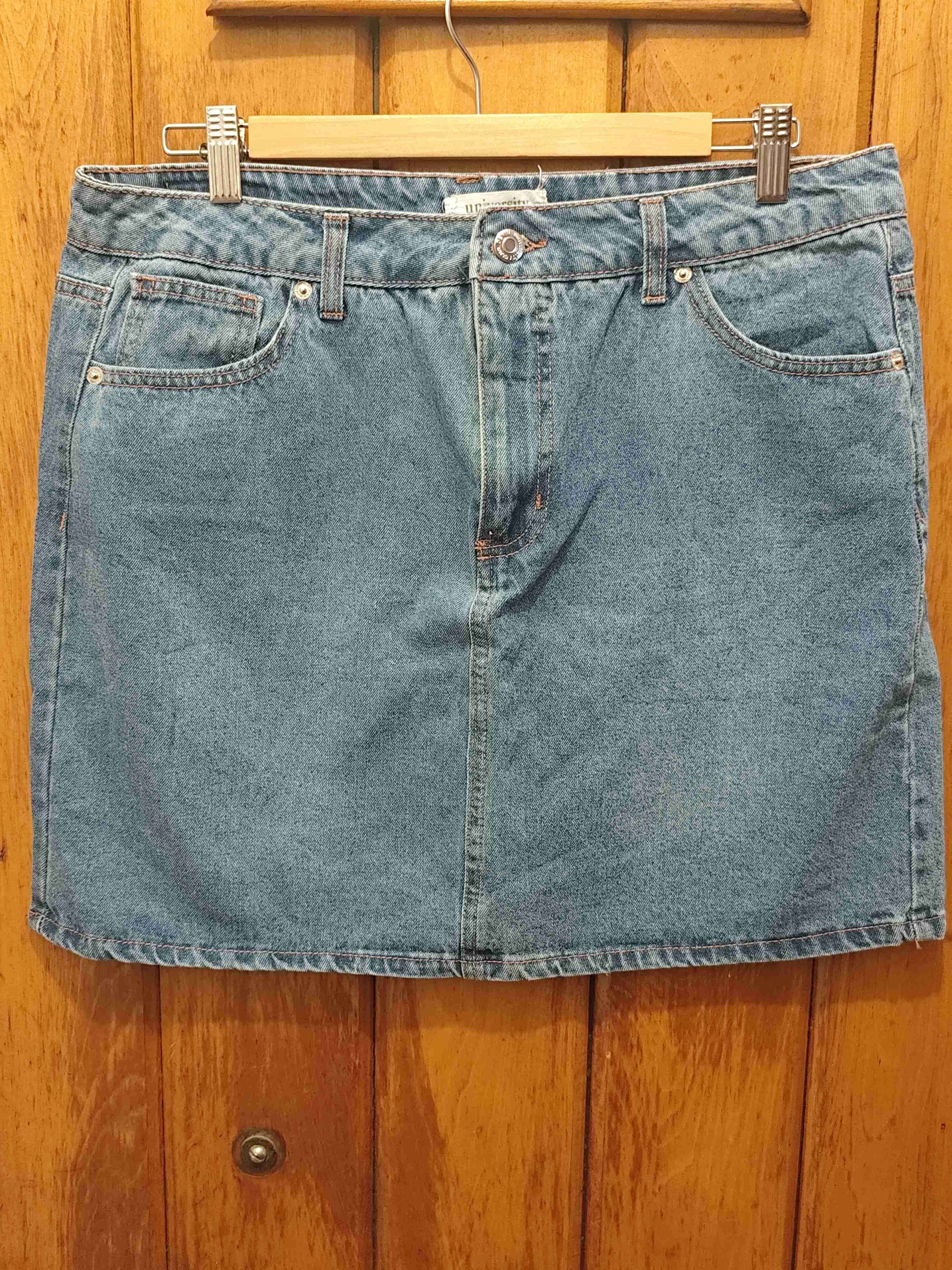 Falda de mezclilla azul