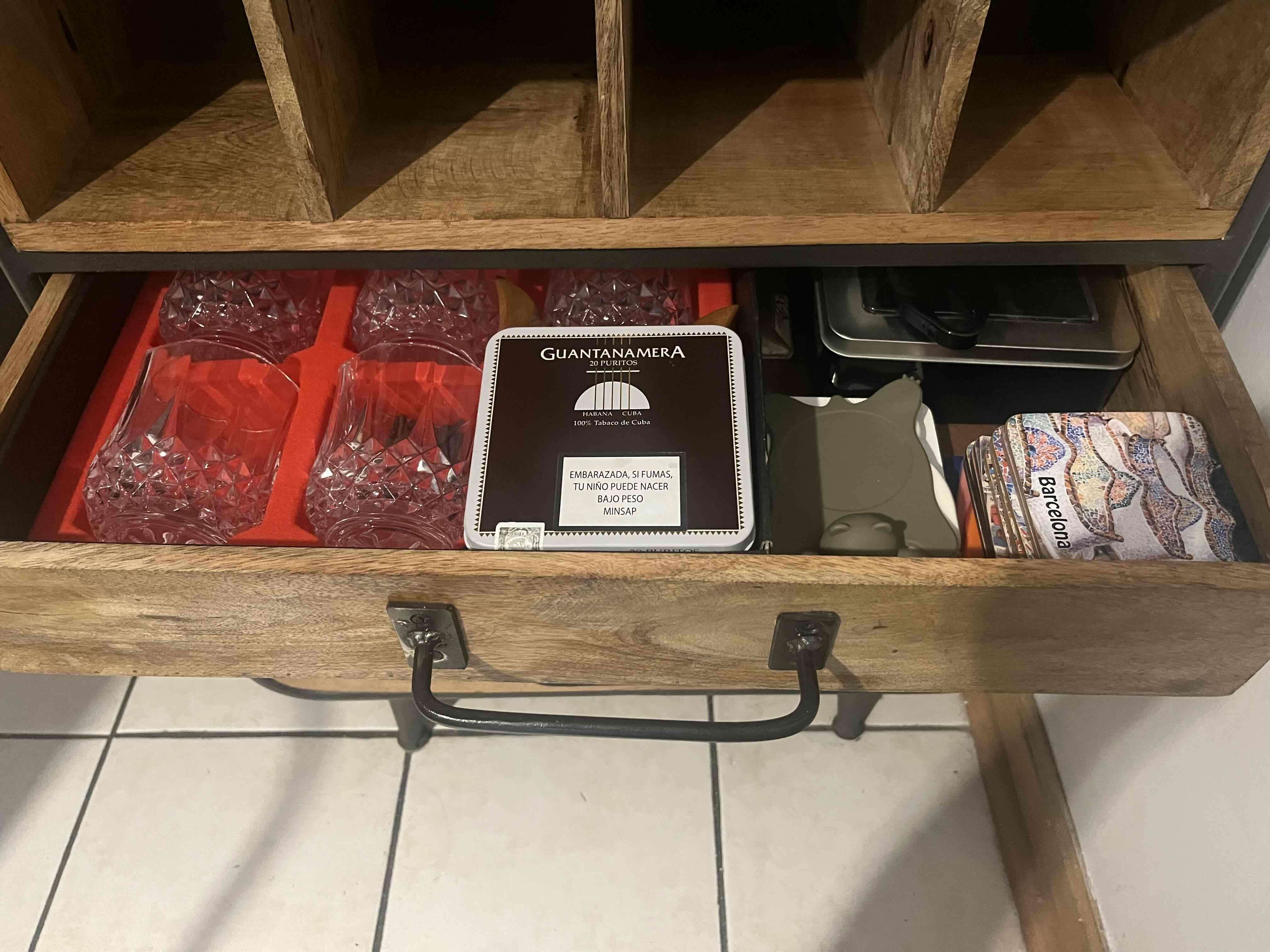 Bar madera y metal - miniatura 4