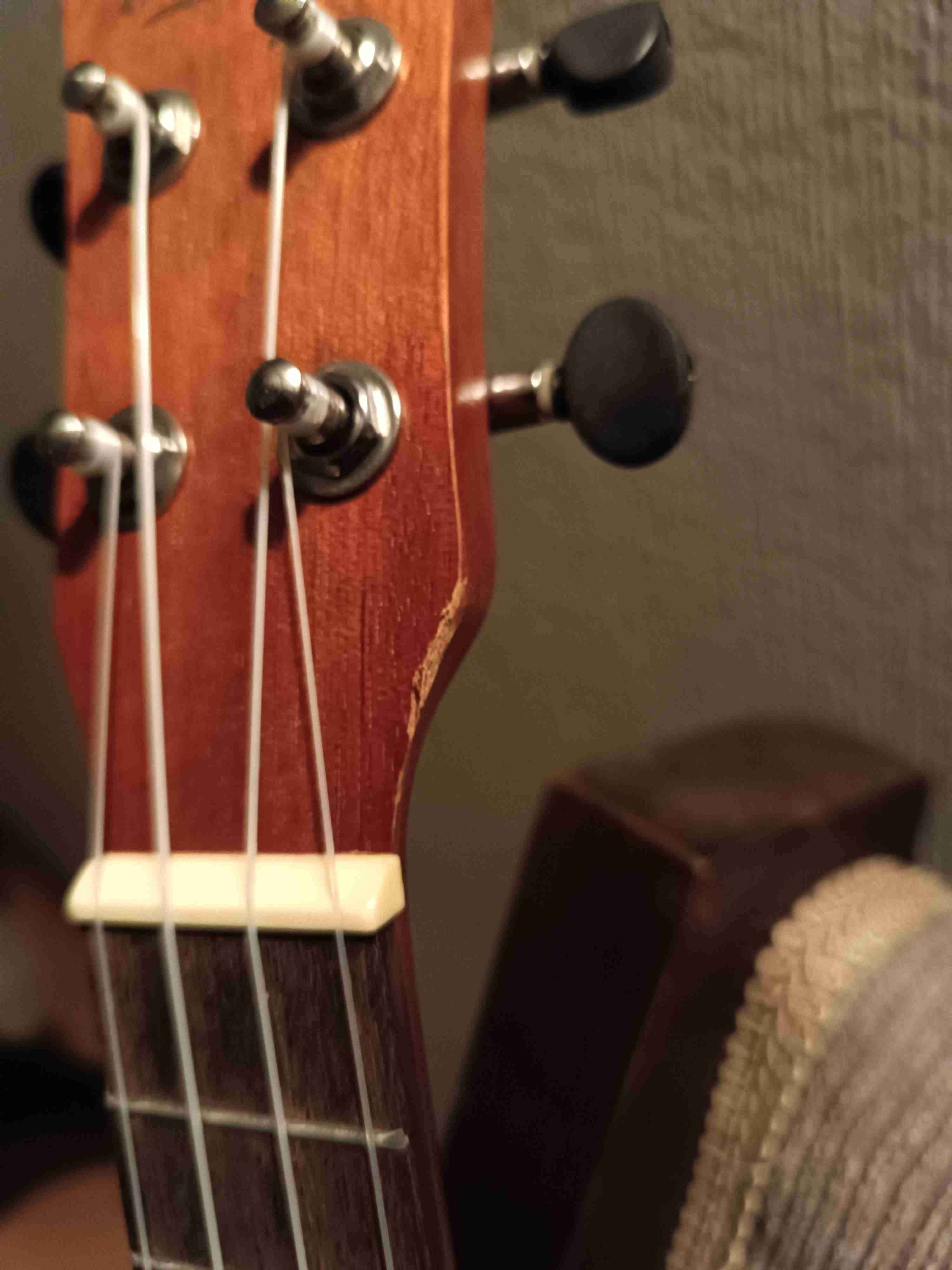 Ukulele Soprano Accacia 7L-21 - miniatura 3