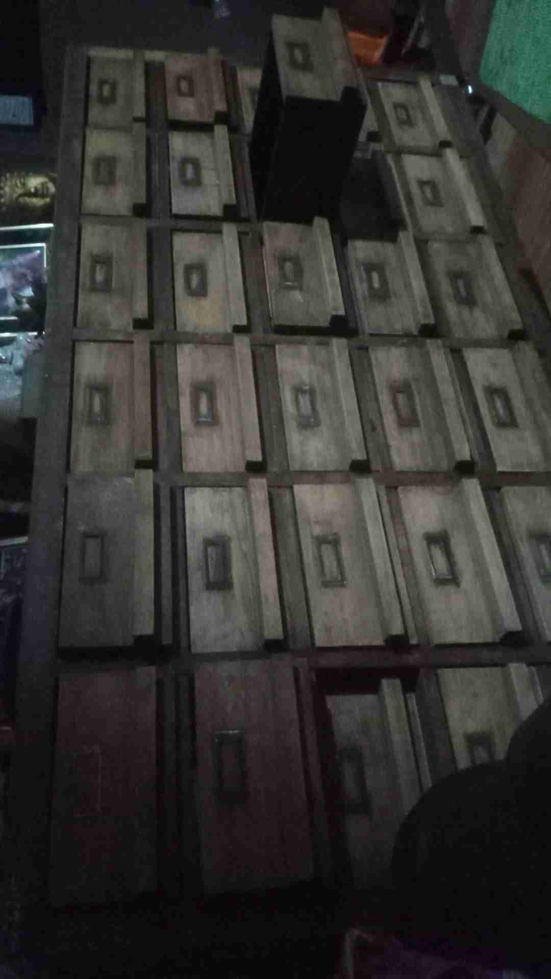 Mueble antiguo - miniatura 2