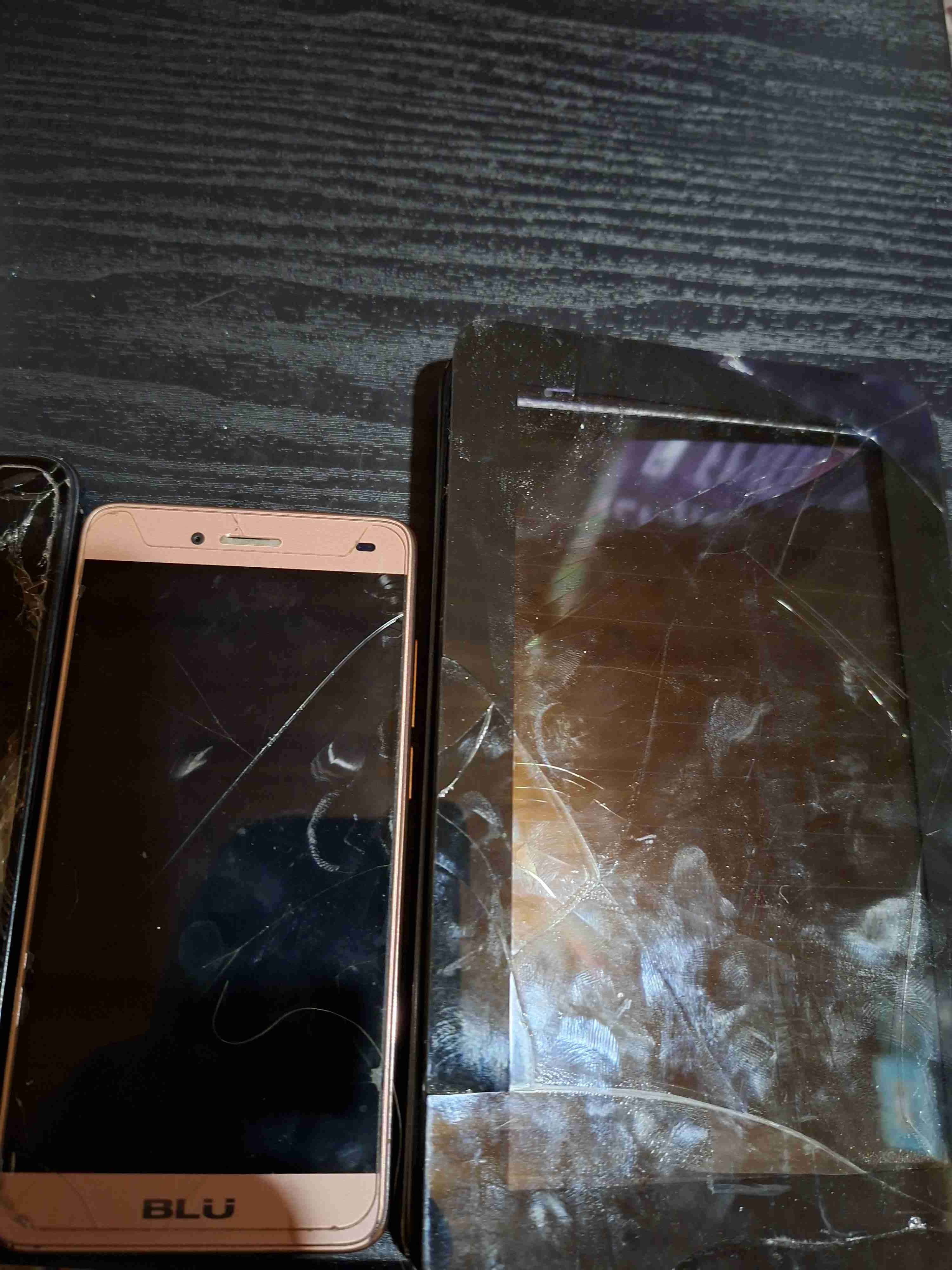 Lote de celulares y tablet para repuestos - miniatura 2