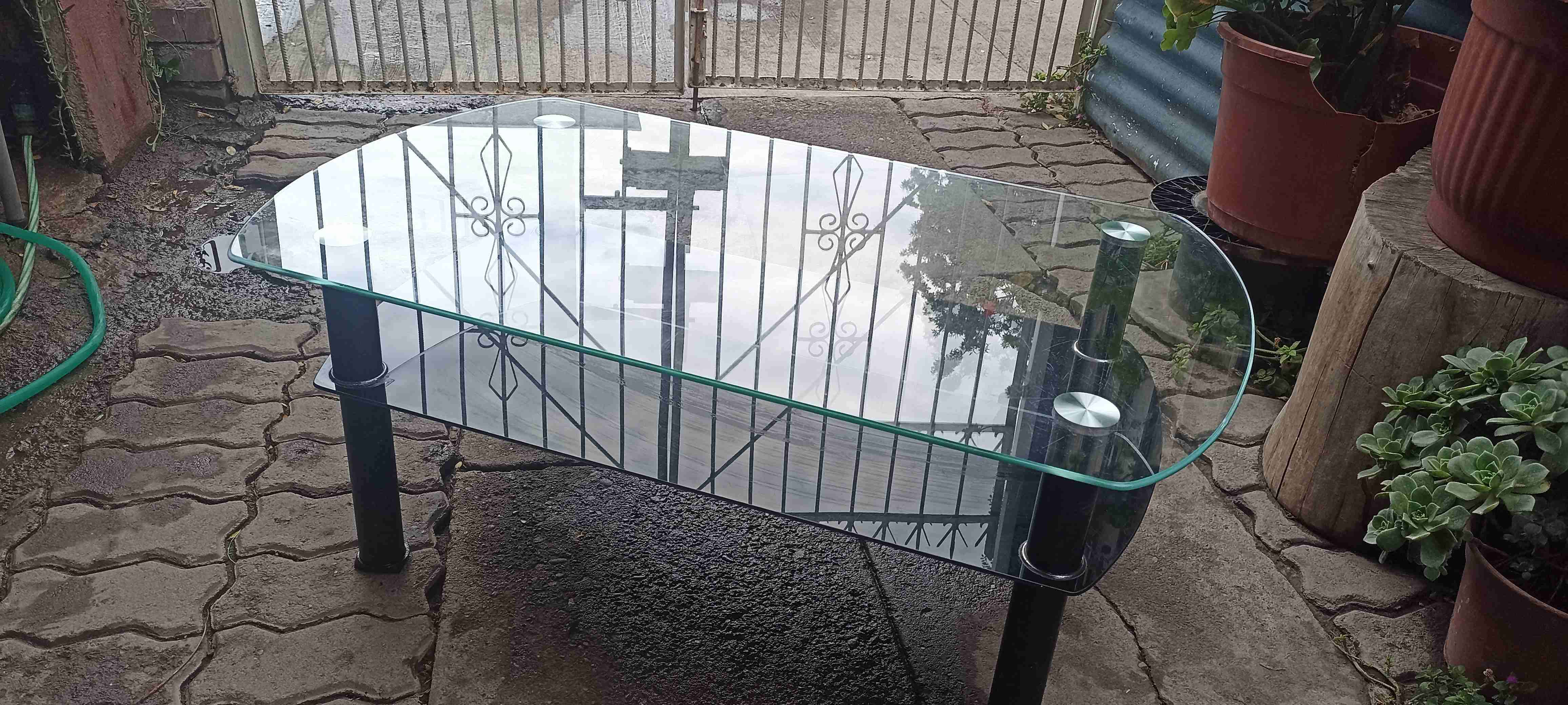 Mesa de centro de vidrio y metal - miniatura 5