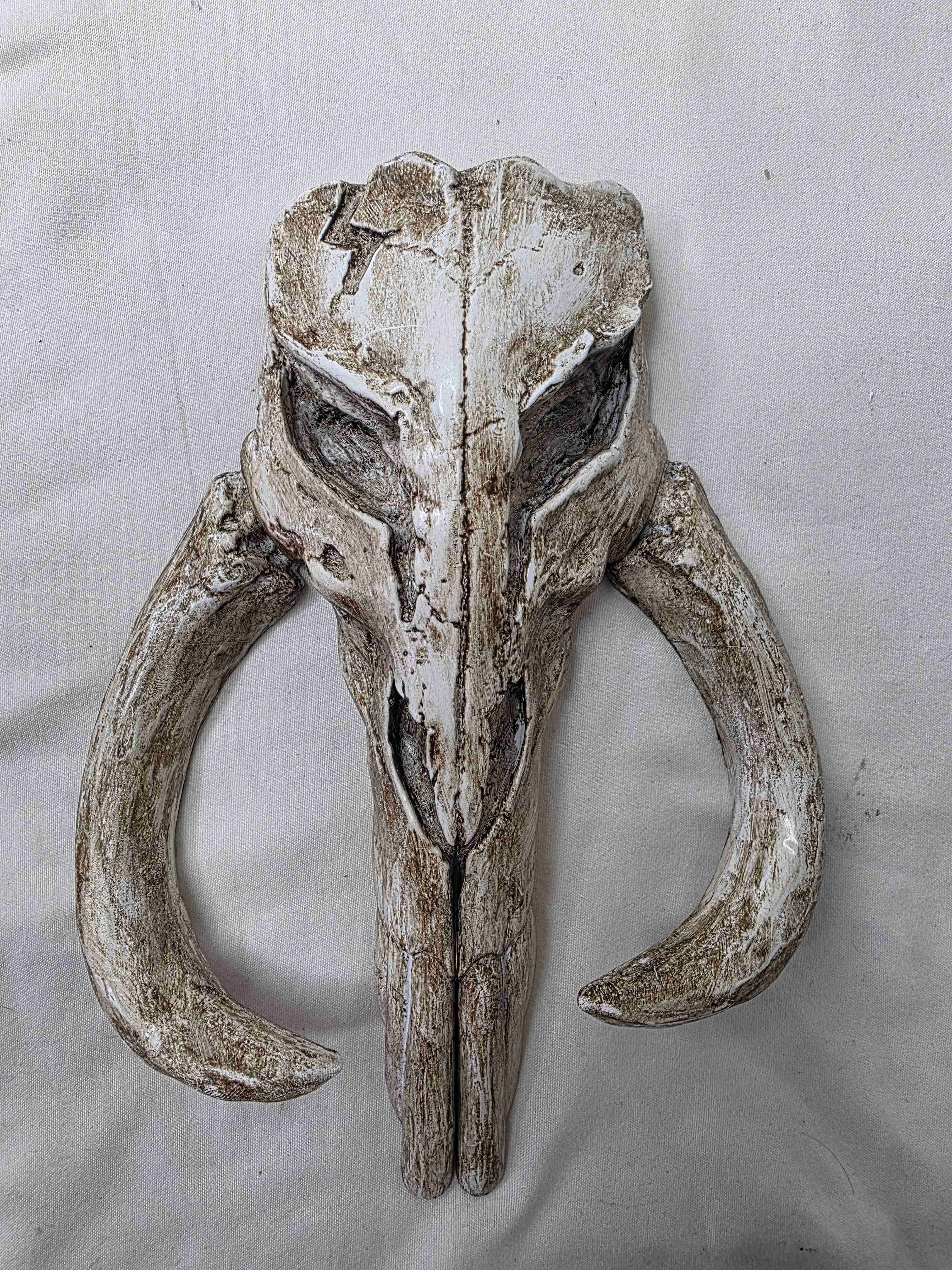 Escultura de calavera de Mithosaurio Mandaloriano.