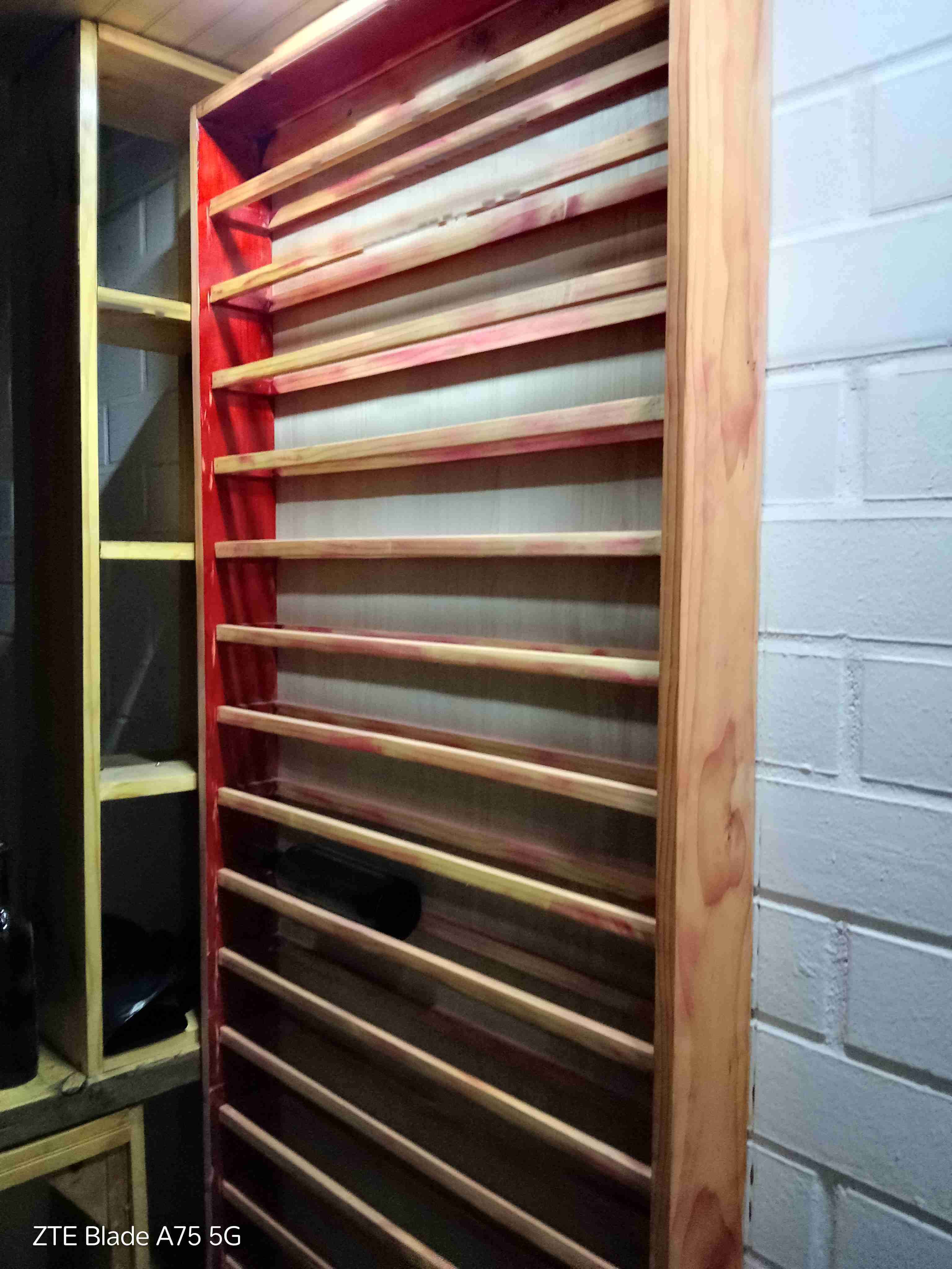 Estante para botellas de madera - miniatura 3