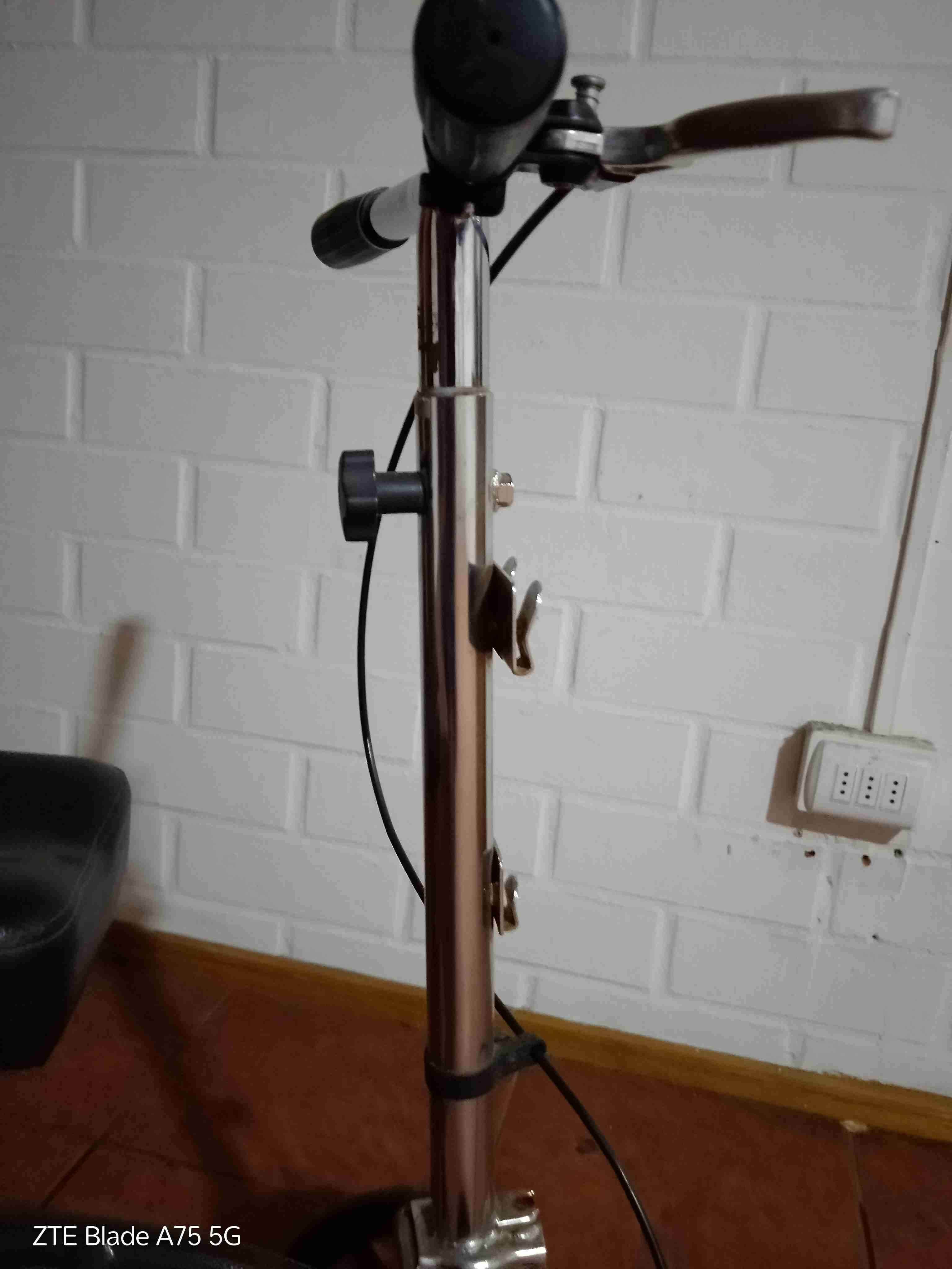 Scooter plegable con asiento - miniatura 4