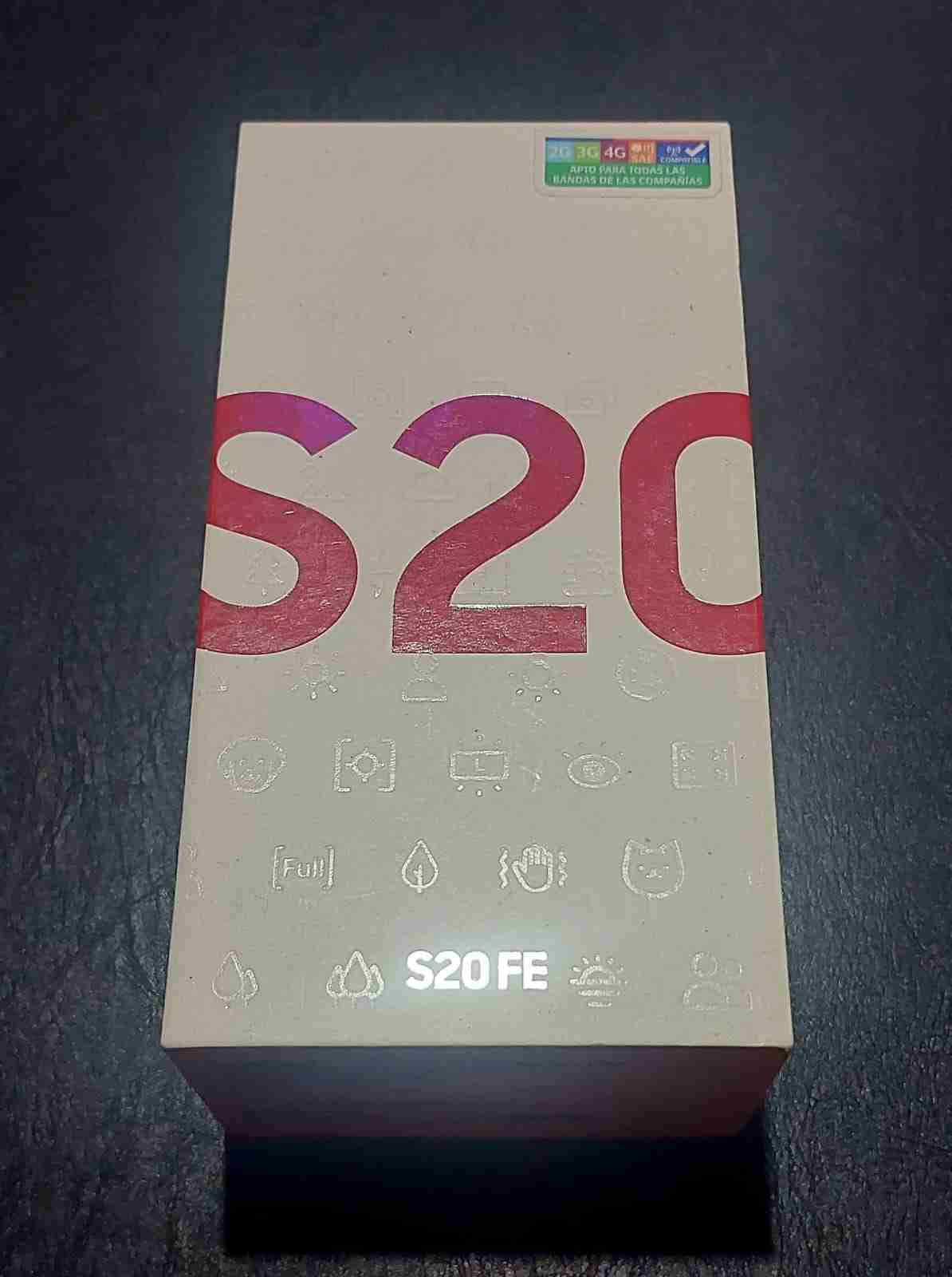 Smartphone Samsung Galaxy S20 - miniatura 2