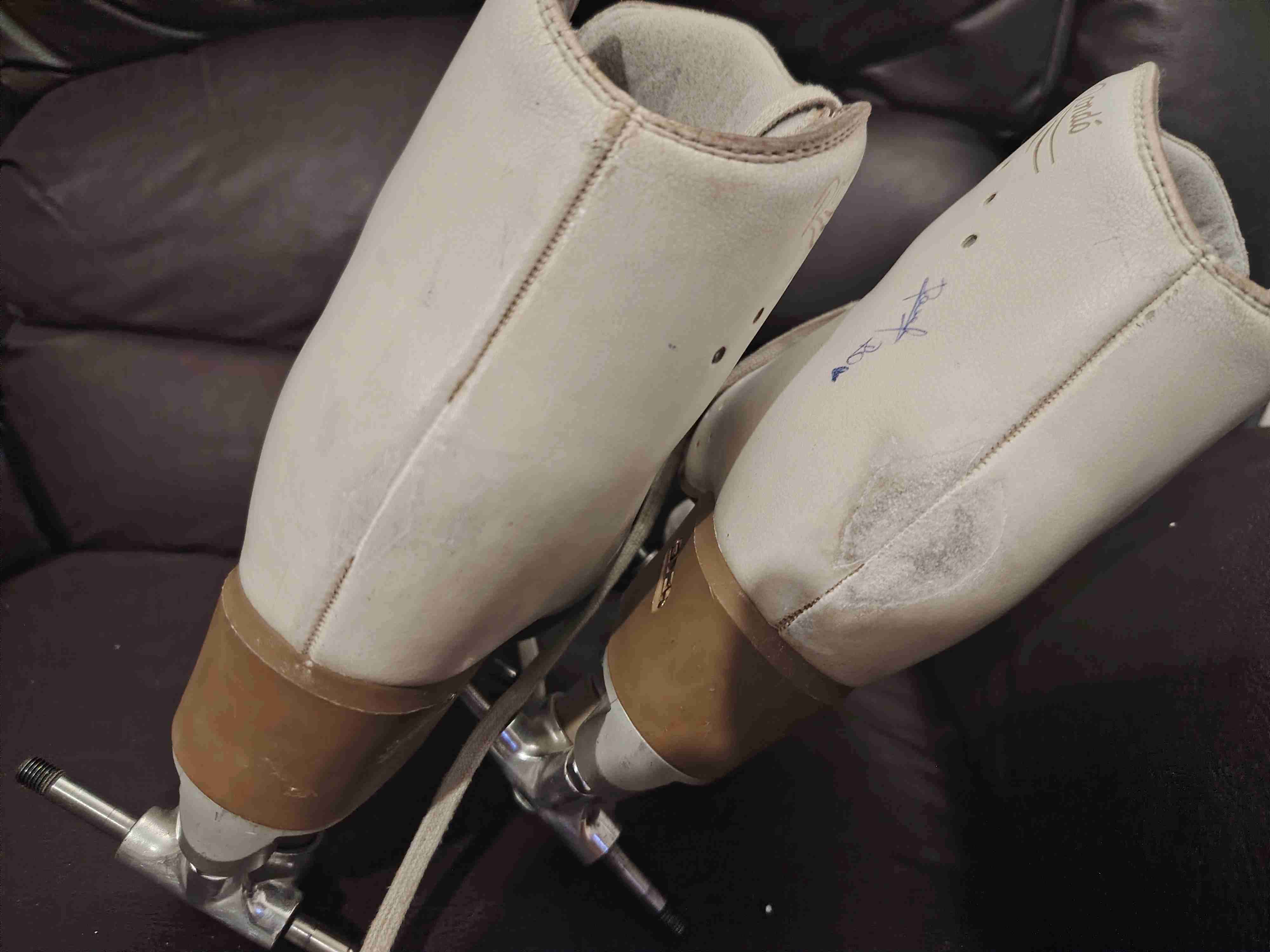 Patines artísticos blancos - miniatura 3