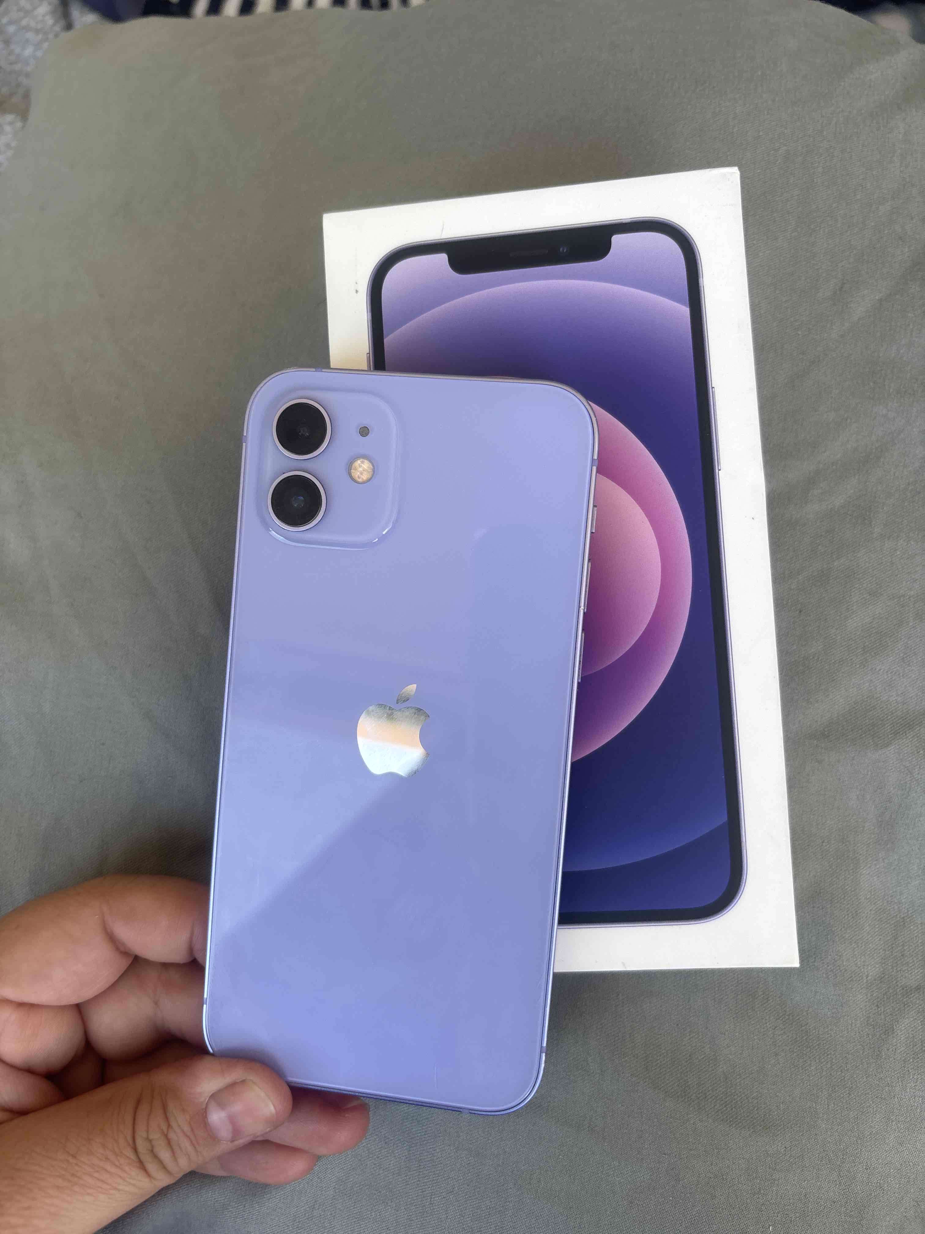 iPhone 12 con caja original - miniatura 2