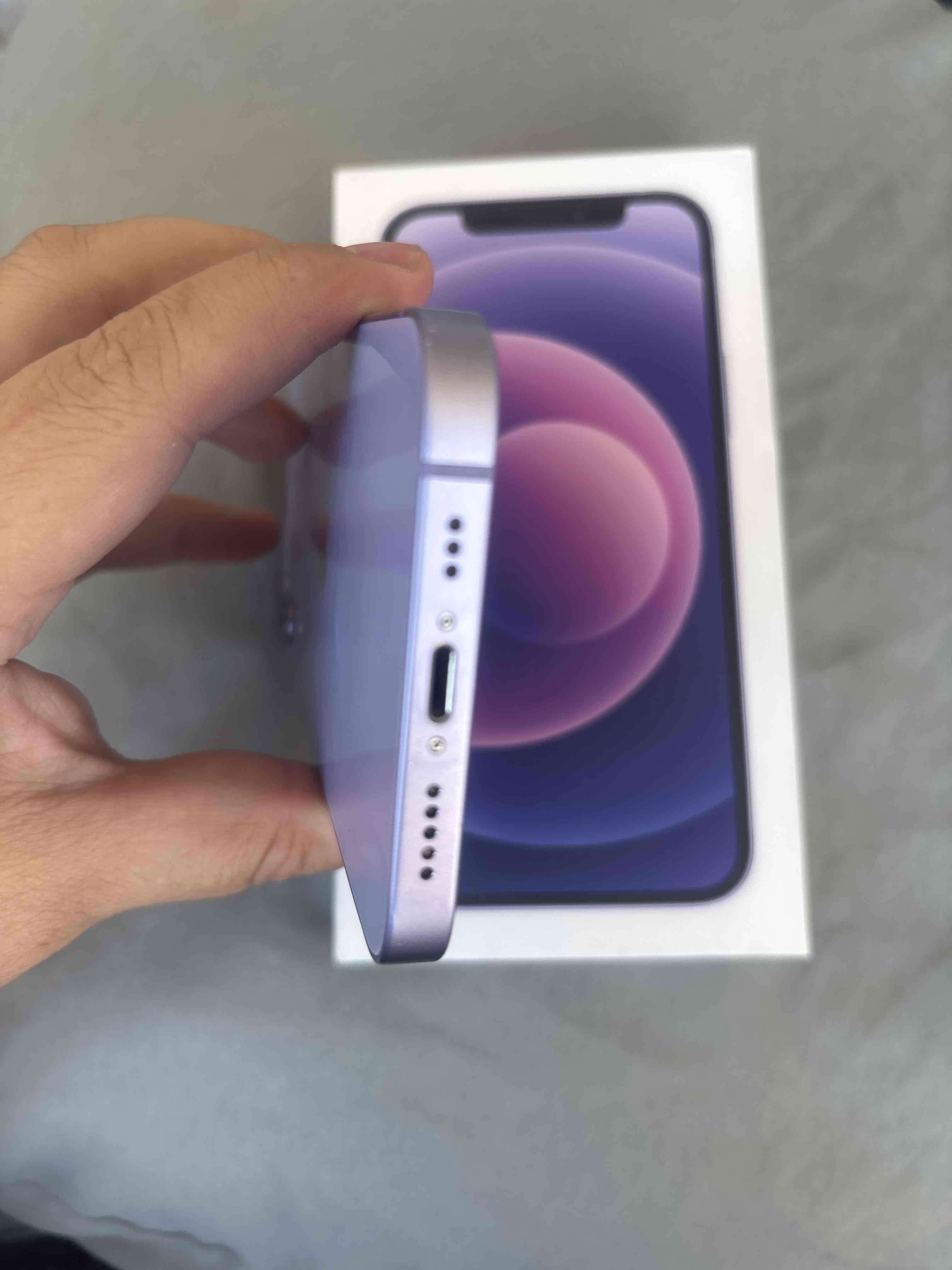 iPhone 12 con caja original - miniatura 4