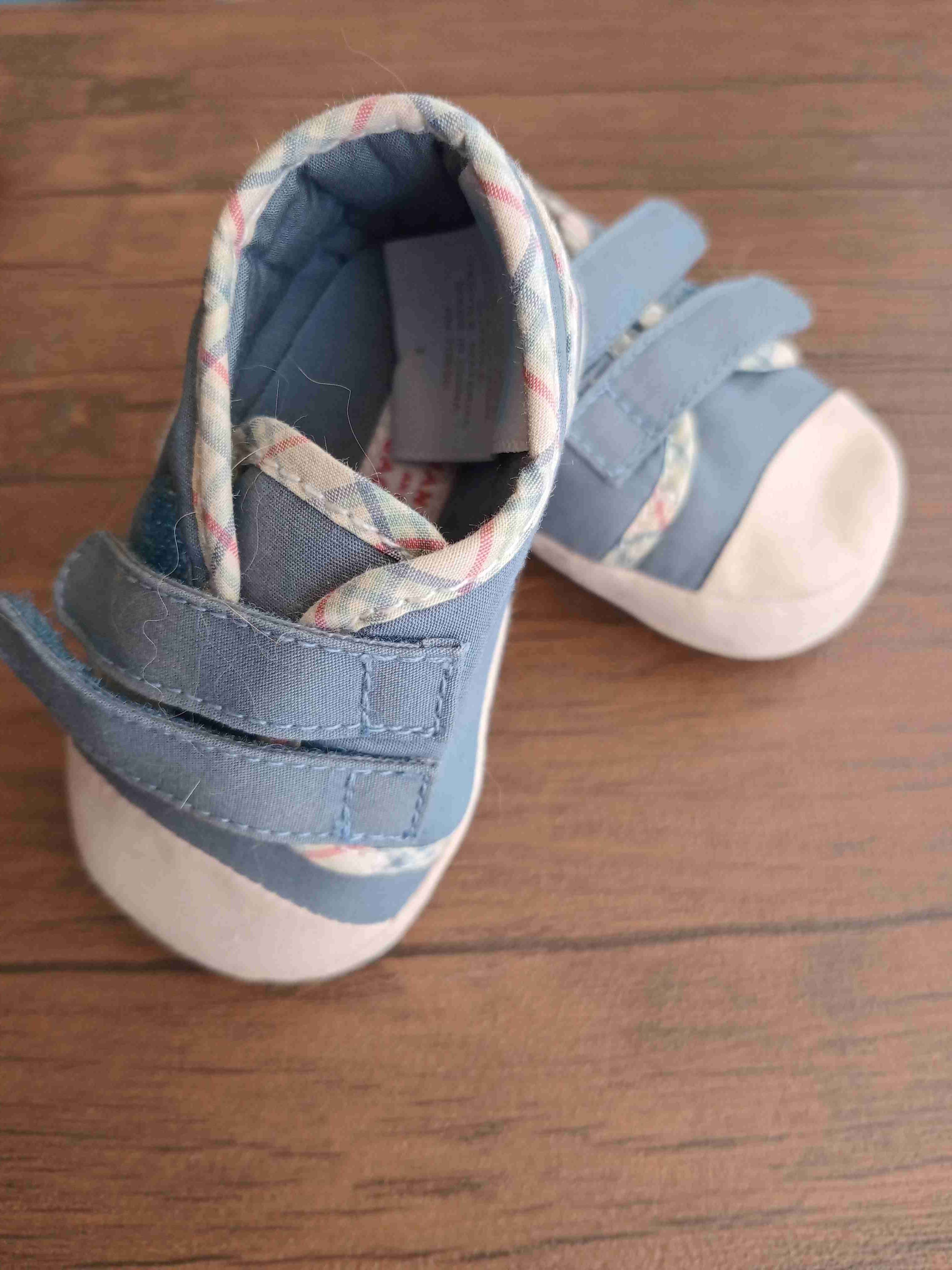 Zapatillas bebé celestes