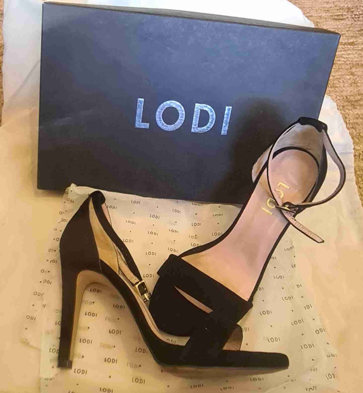 Tacones negros Lodi con hebilla 36