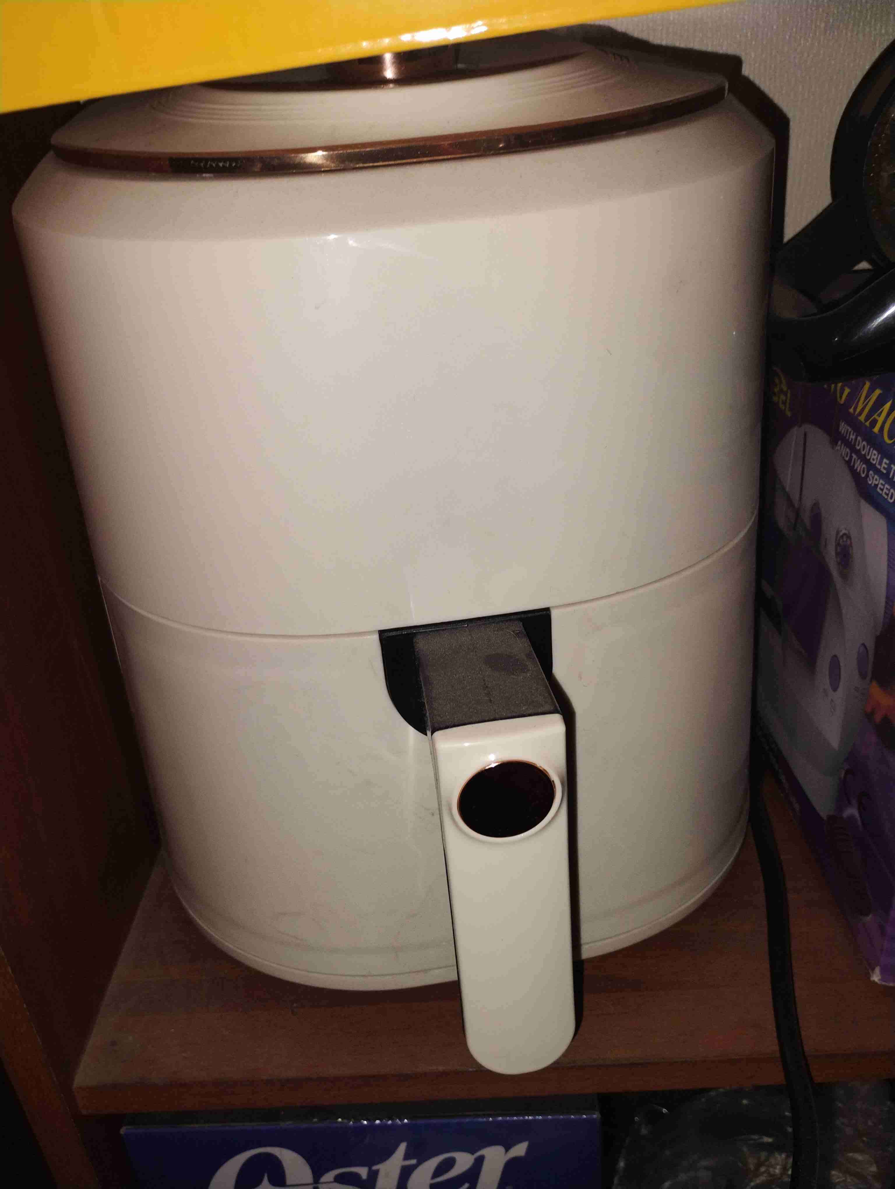 Freidora de aire blanca