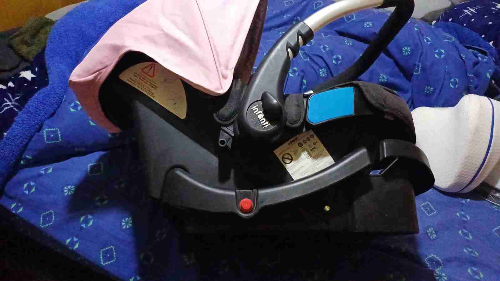 Silla de auto Bebesit rosa - miniatura 2