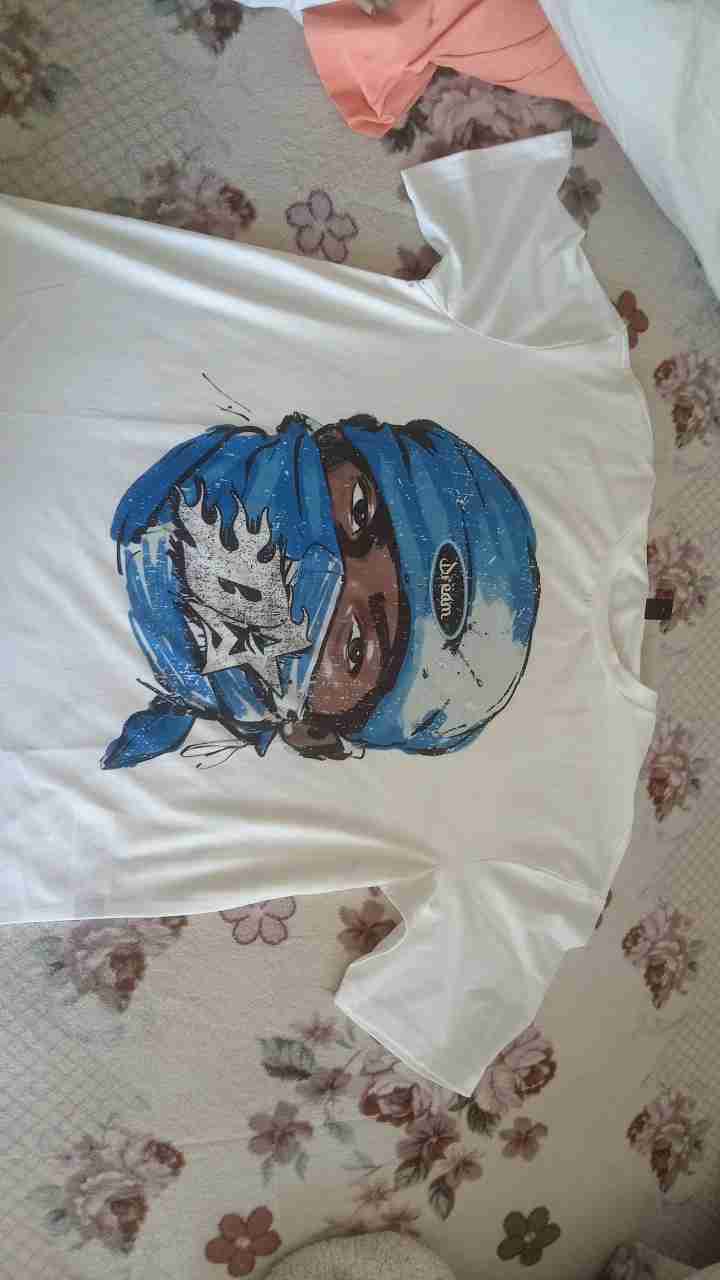 Polera blanca estampada talle S - miniatura 3