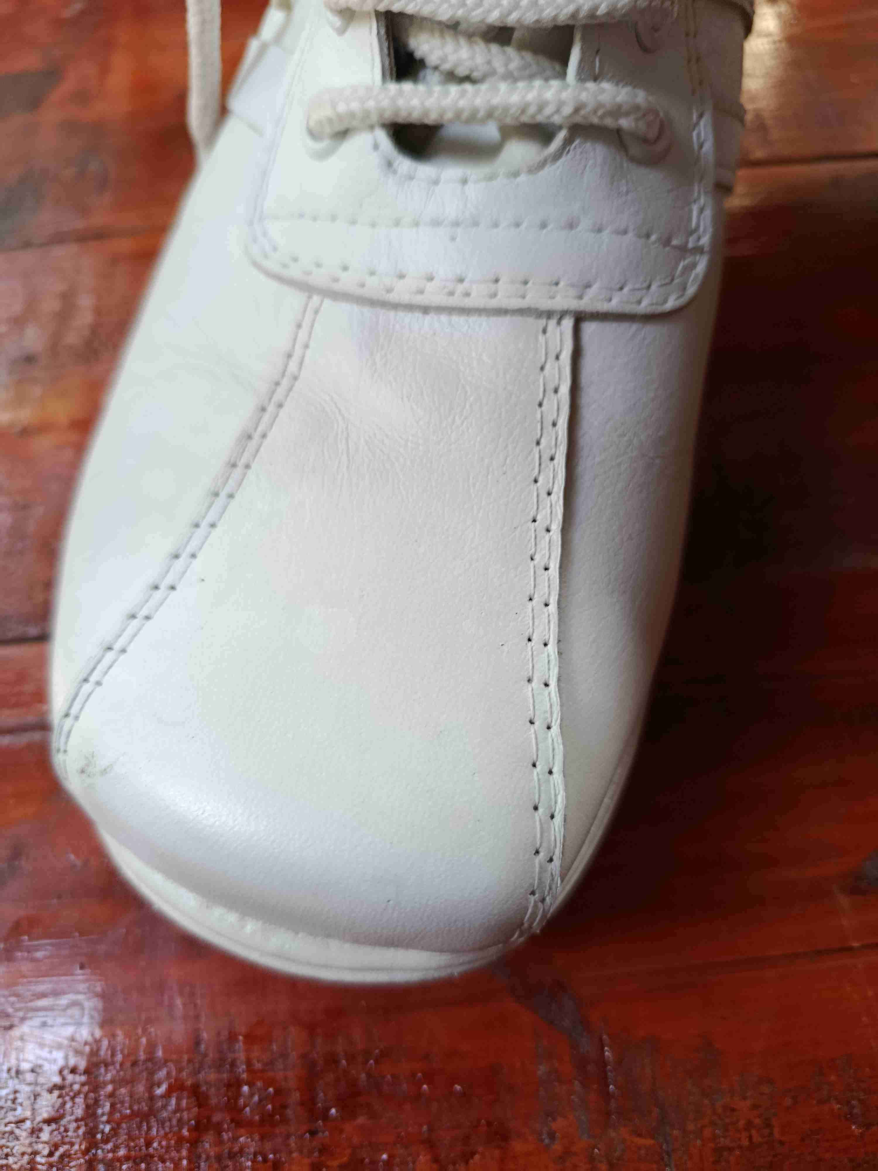 Zapatillas blancas de cuero N° 40 - miniatura 3