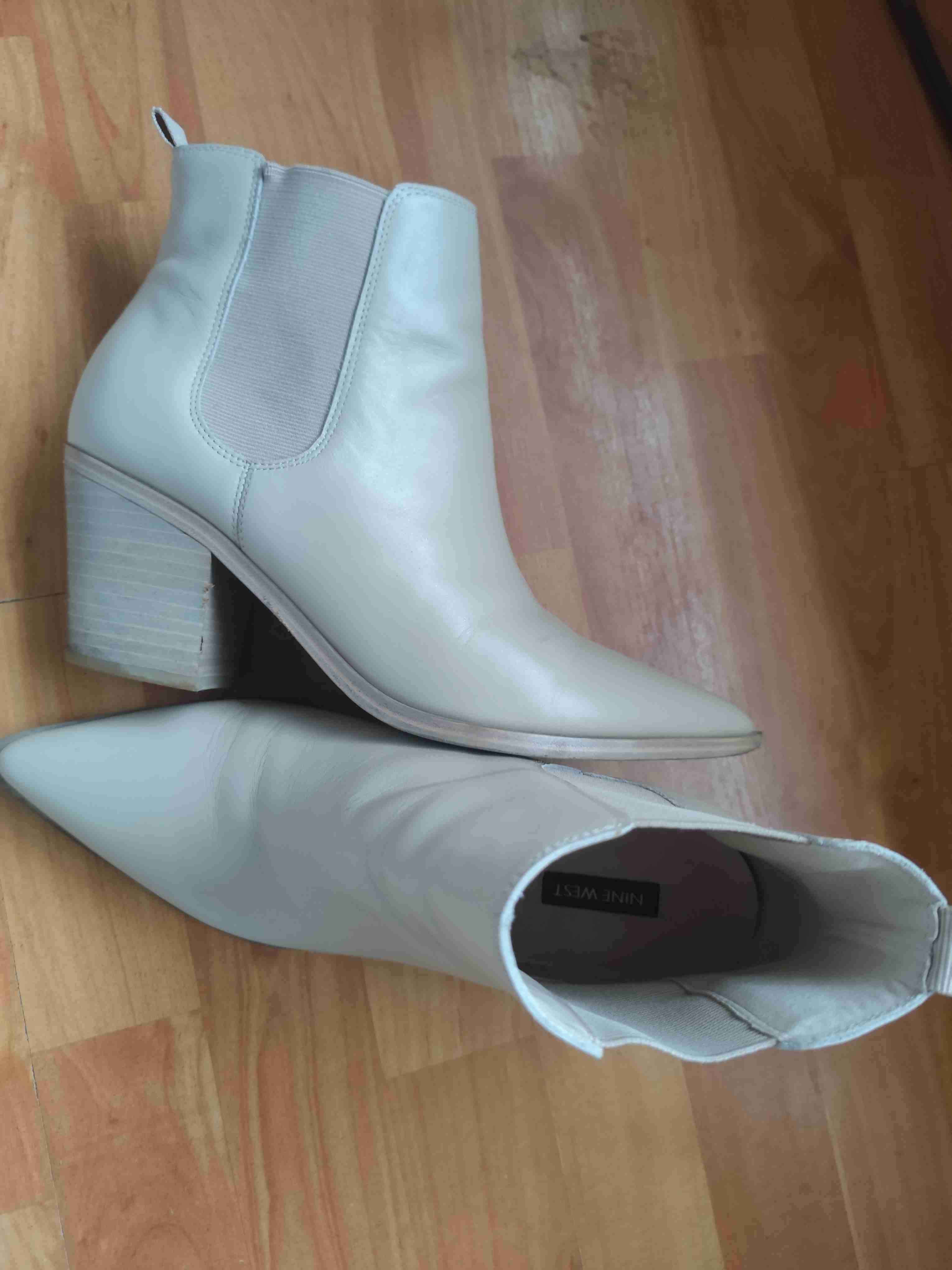 Botines de cuero blancos y cafe - miniatura 2