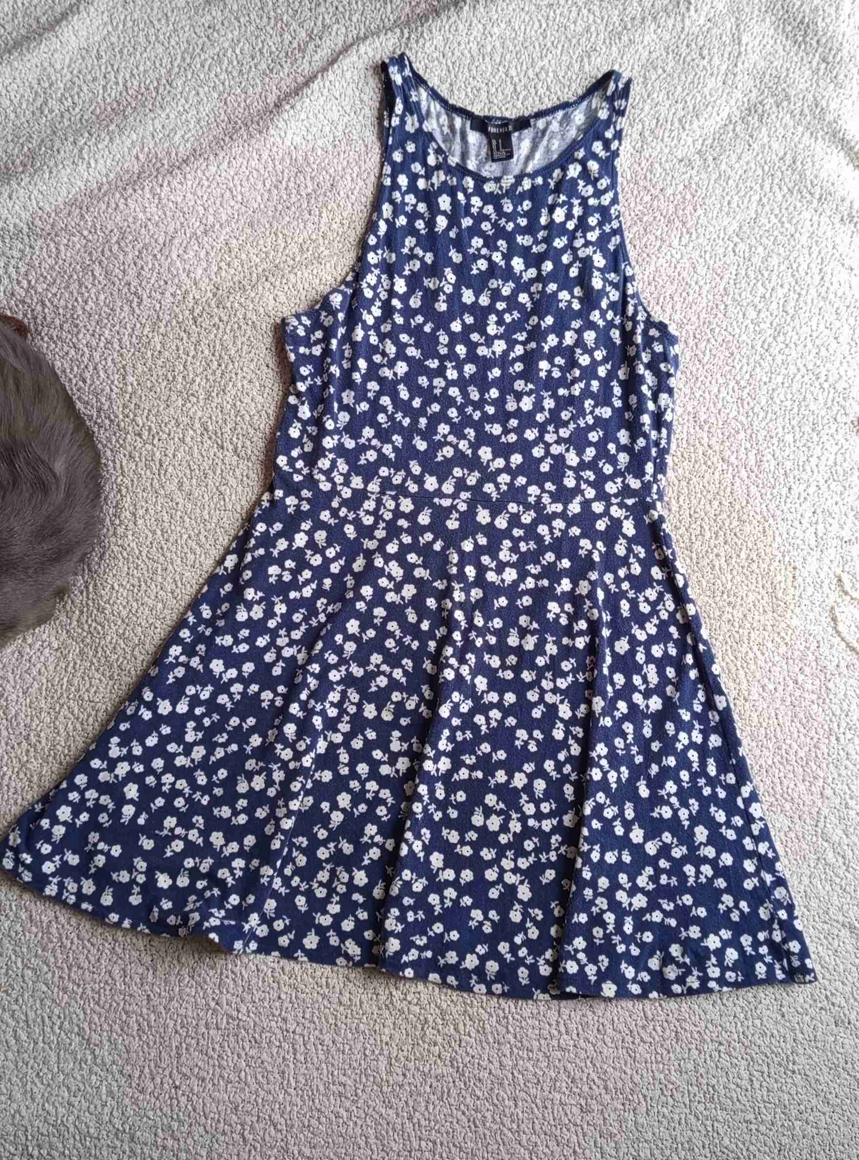 Vestido azul de flores - miniatura 2