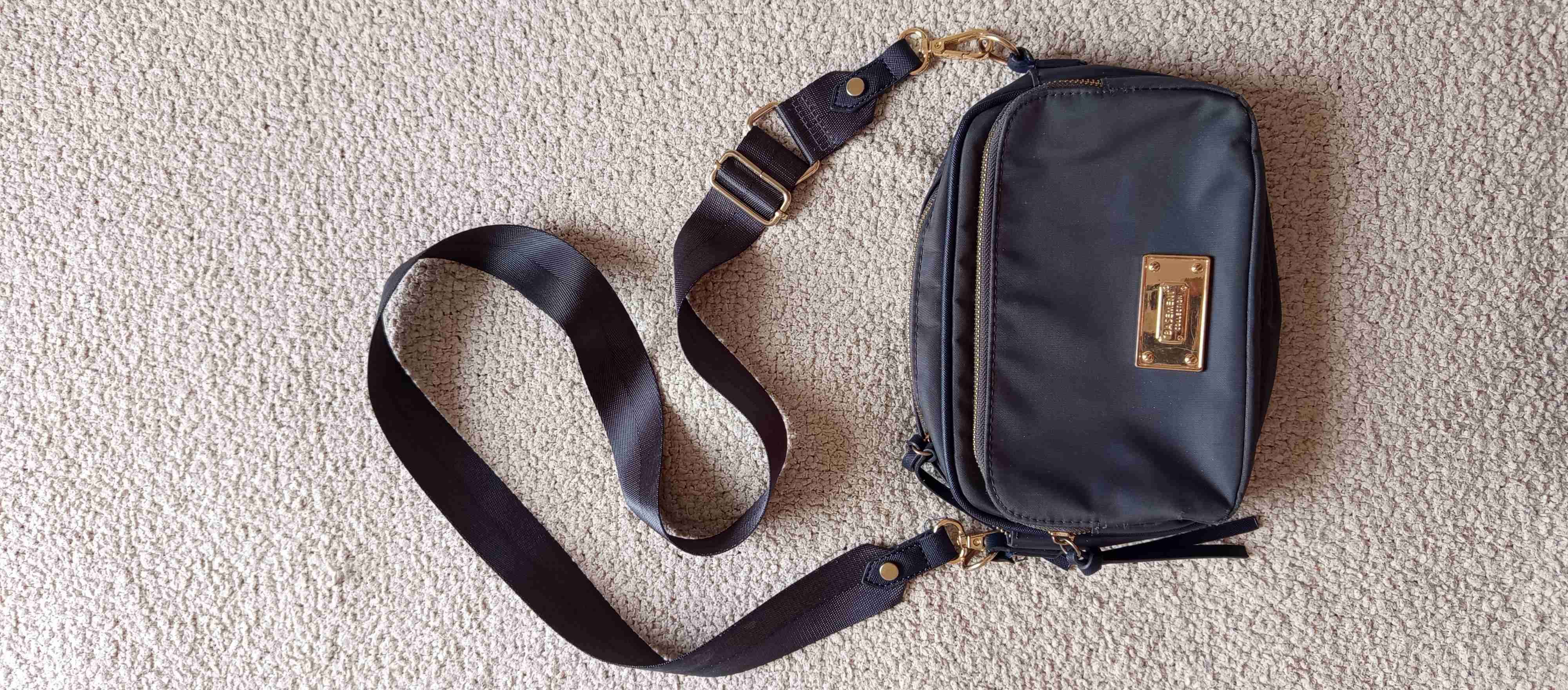 Vestido azul de flores - miniatura 5