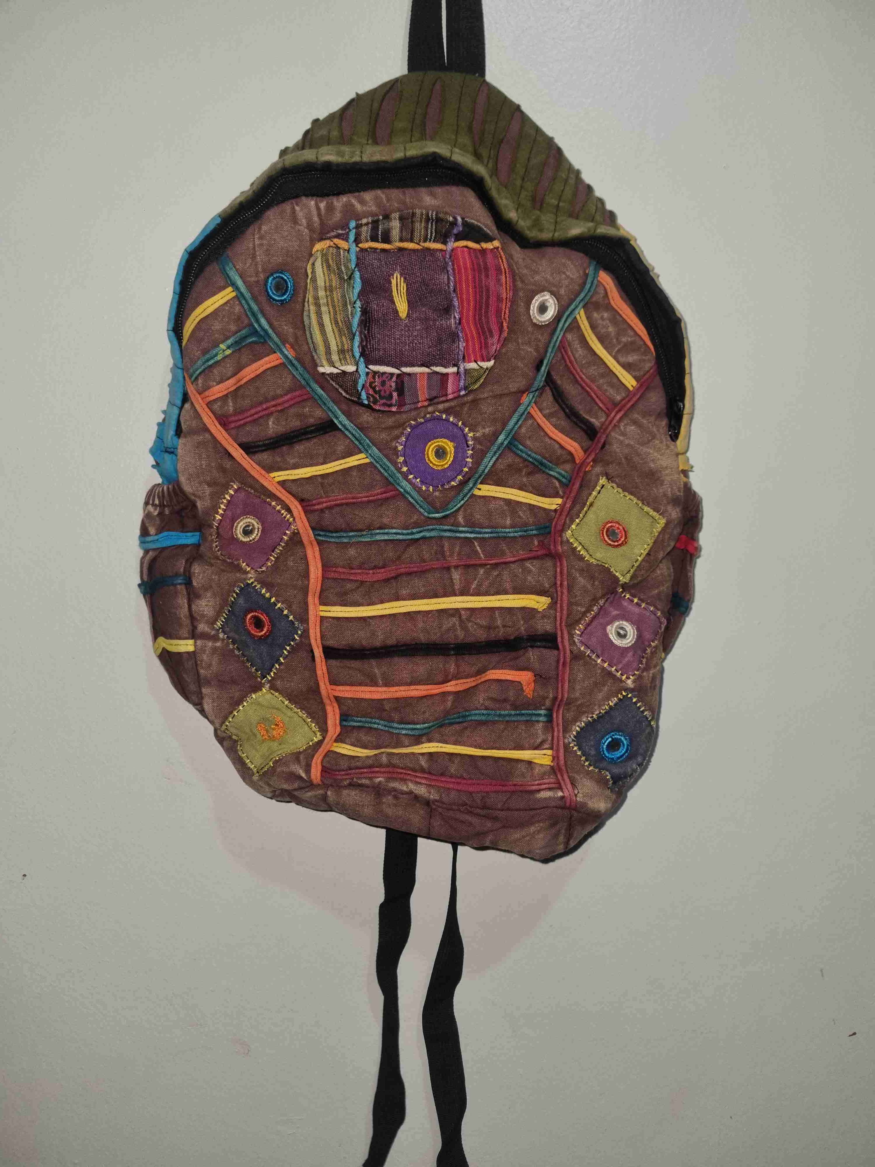 Mochila bohemia bordada