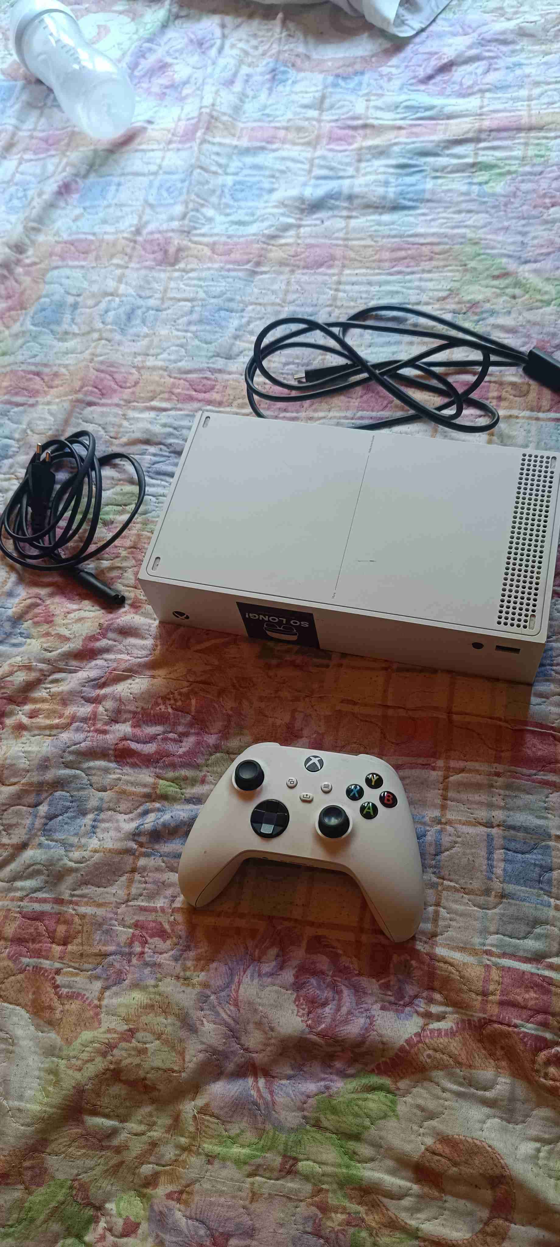 Consola Xbox serie S con control - miniatura 4