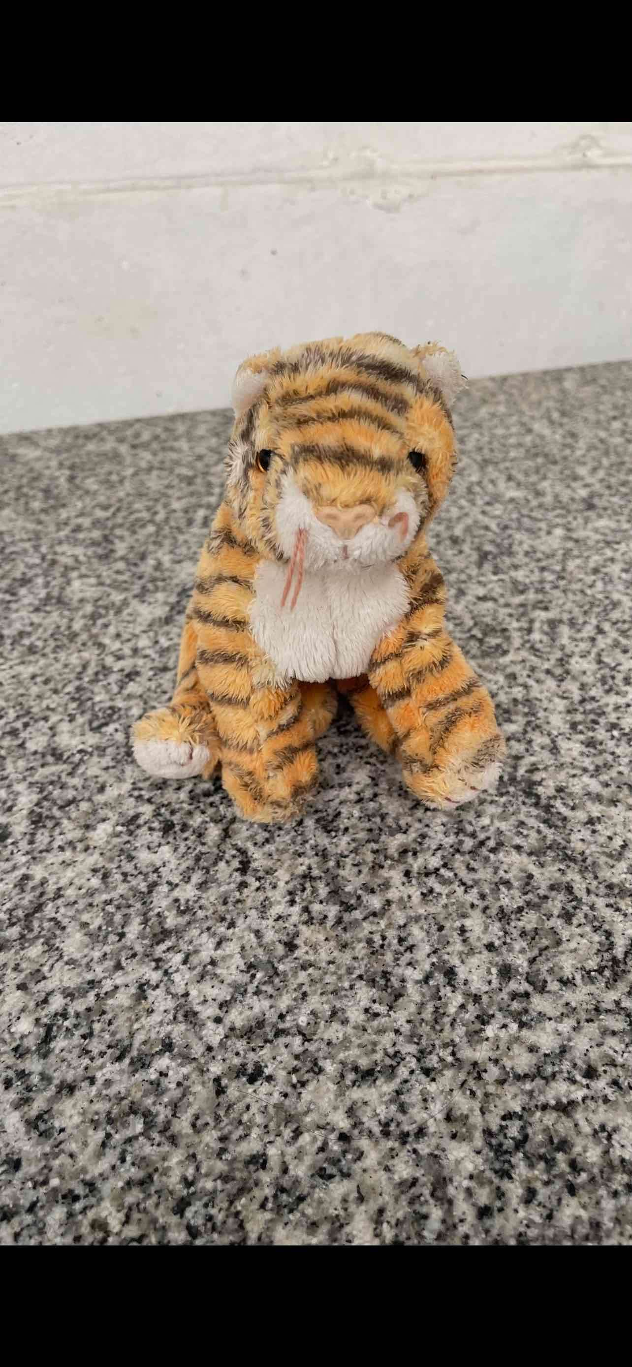 Peluche de tigre pequeño - miniatura 2