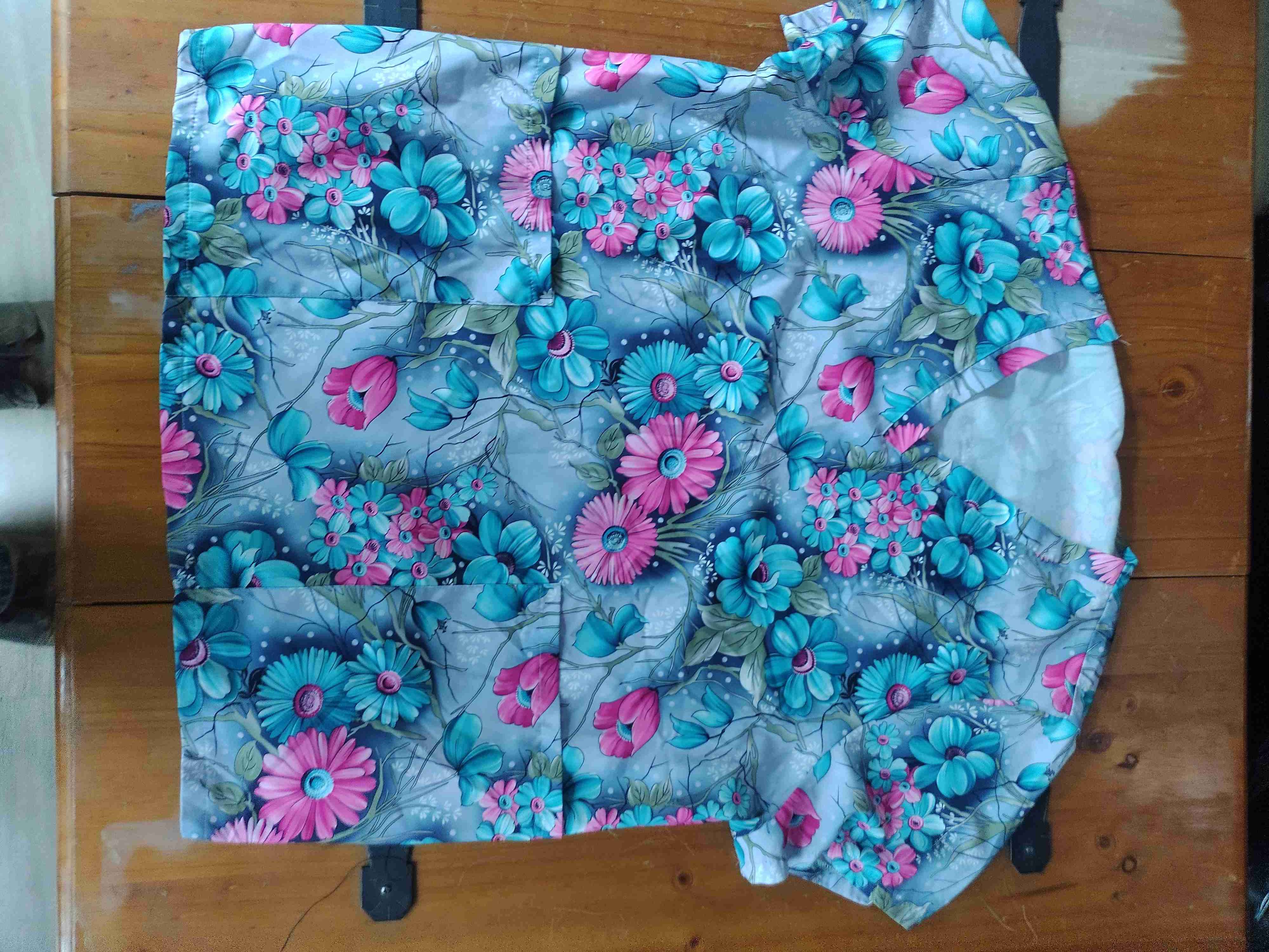 Delantal clinico, varios diseños - miniatura 6