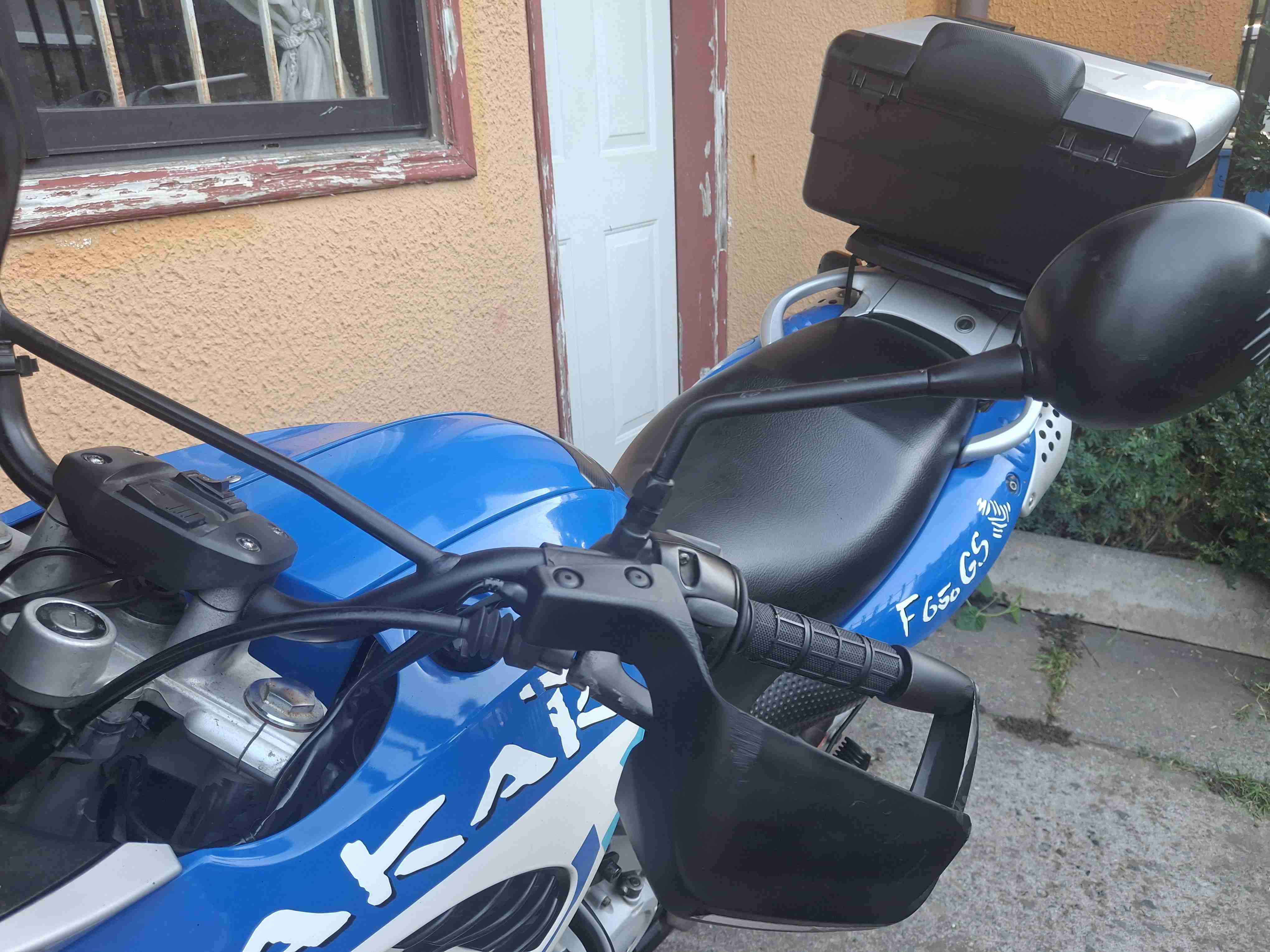 Moto BMW F650 GS Dakar - miniatura 2