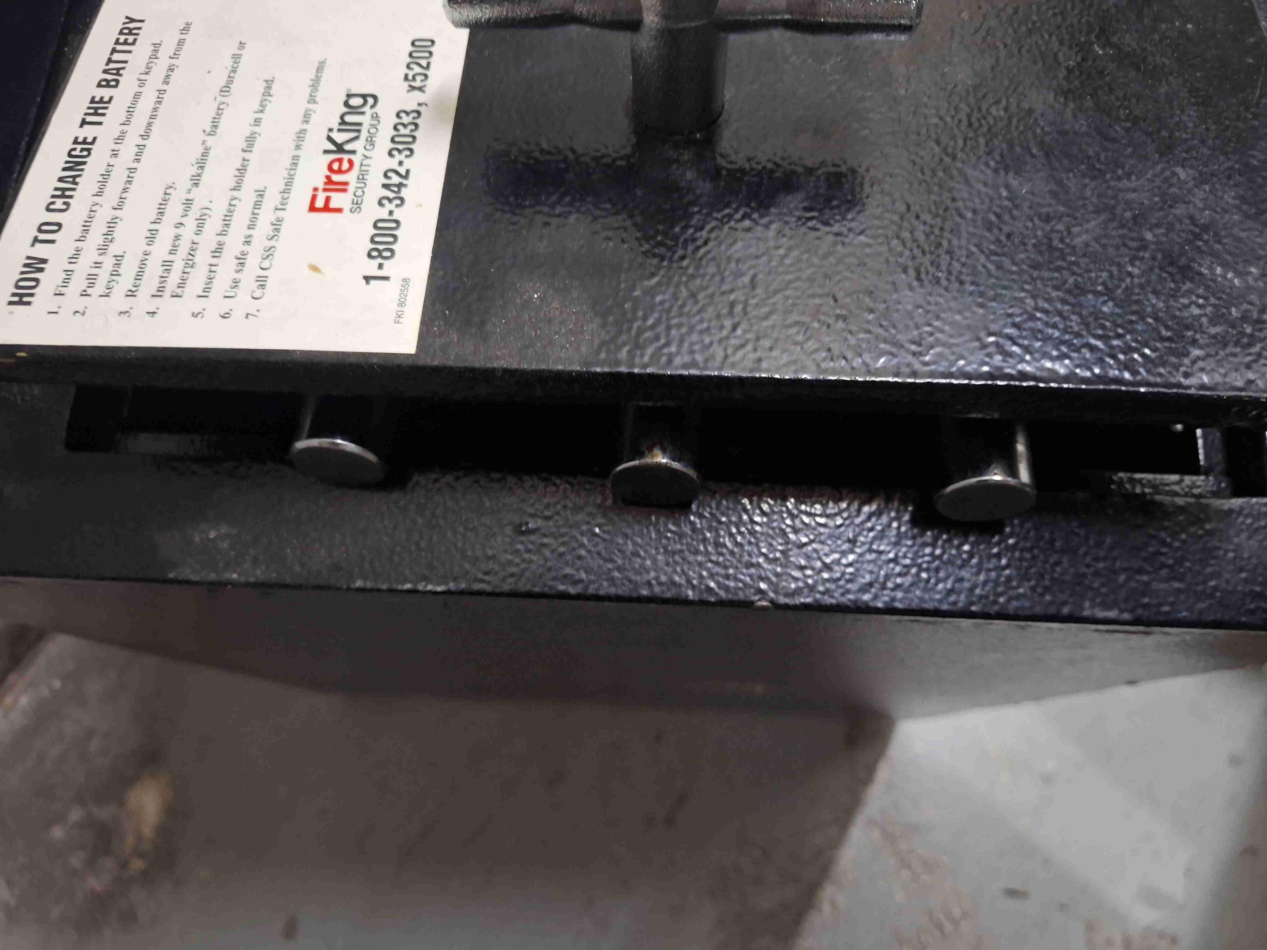 Caja fuerte de seguridad negra - miniatura 2