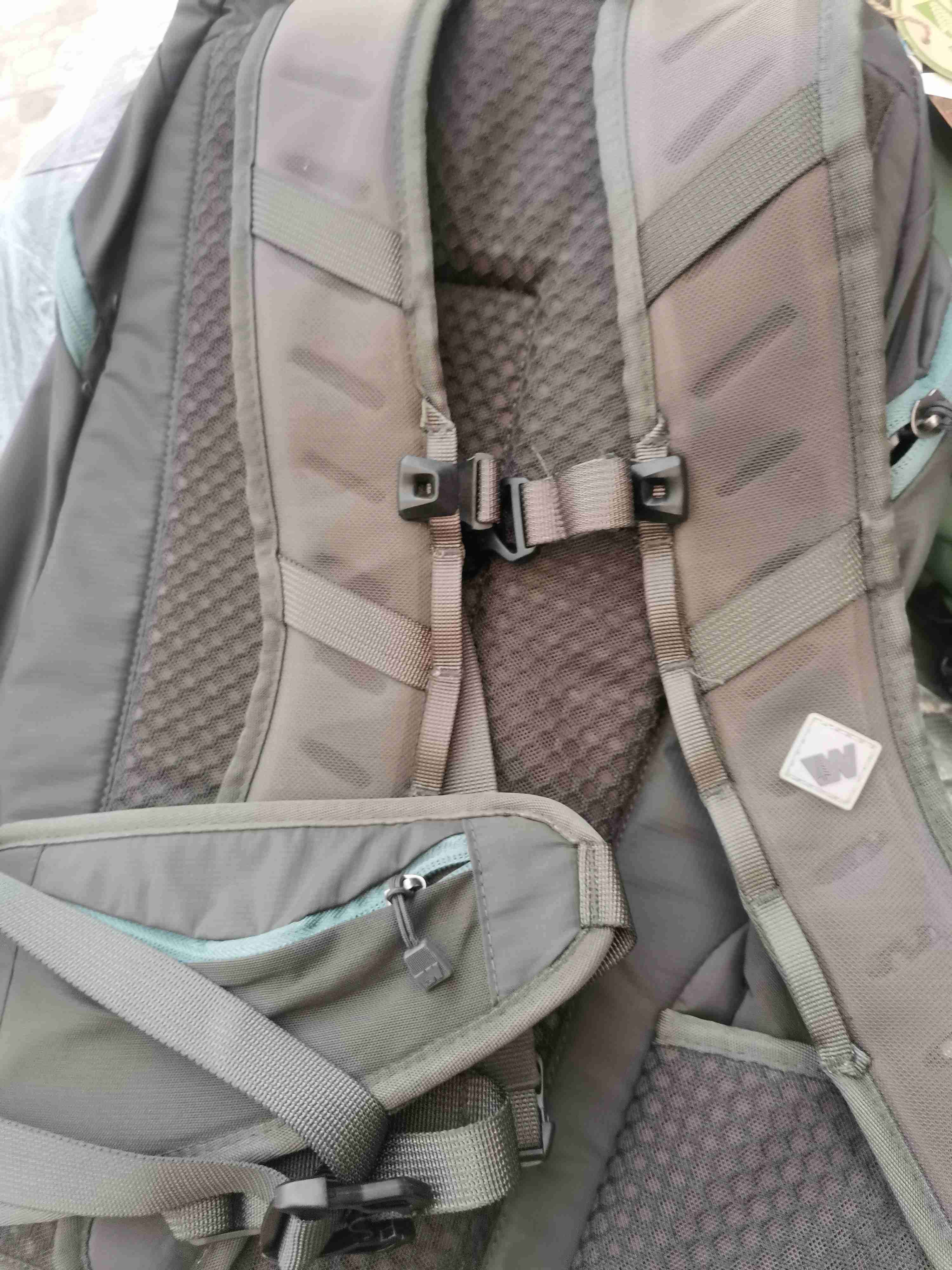 Mochila Weinbrenner 22 lt gris - miniatura 4