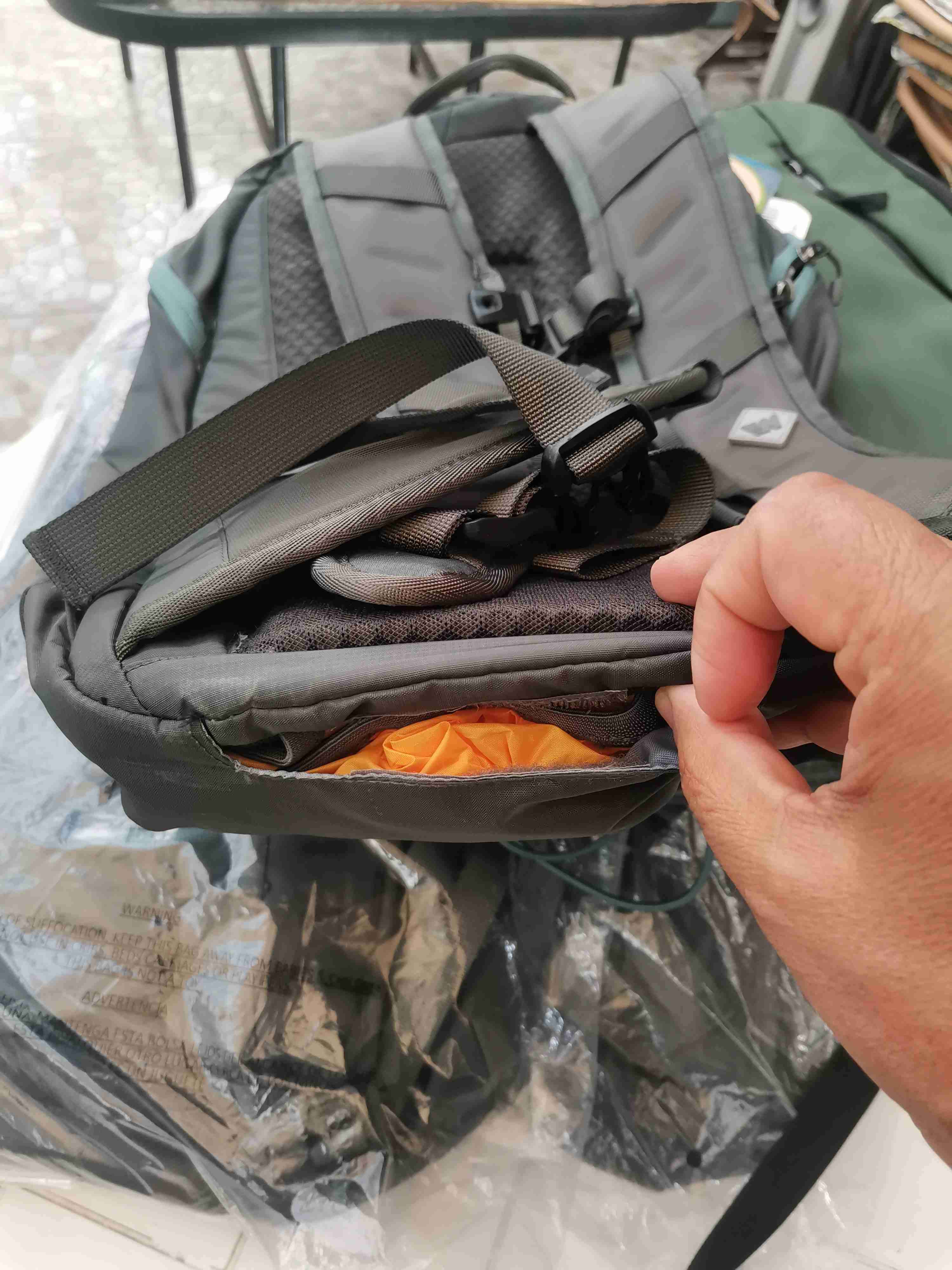 Mochila Weinbrenner 22 lt gris - miniatura 5