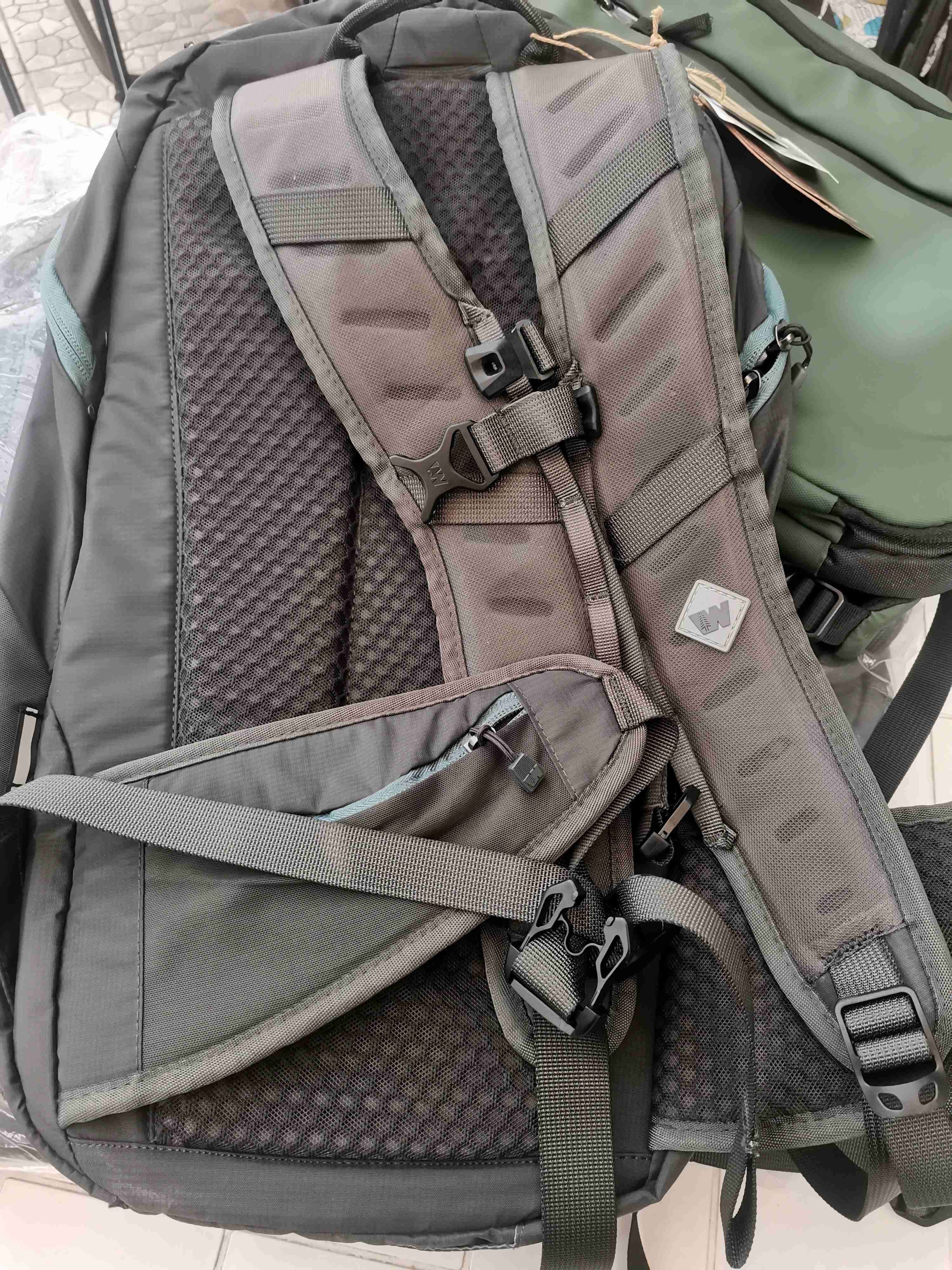 Mochila Weinbrenner 22 lt gris - miniatura 6