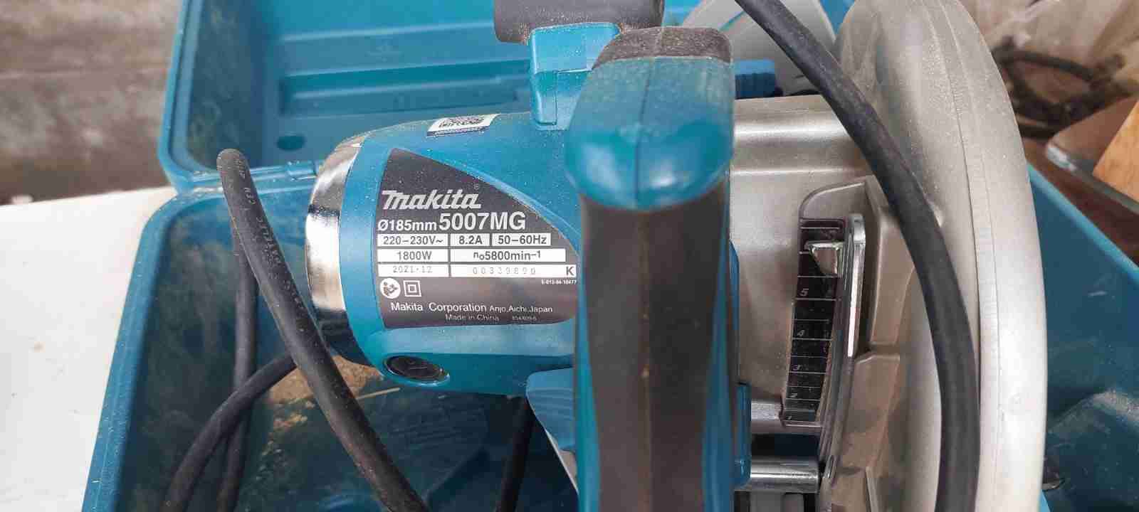 Sierra Circular Makita 5007MG 185mm