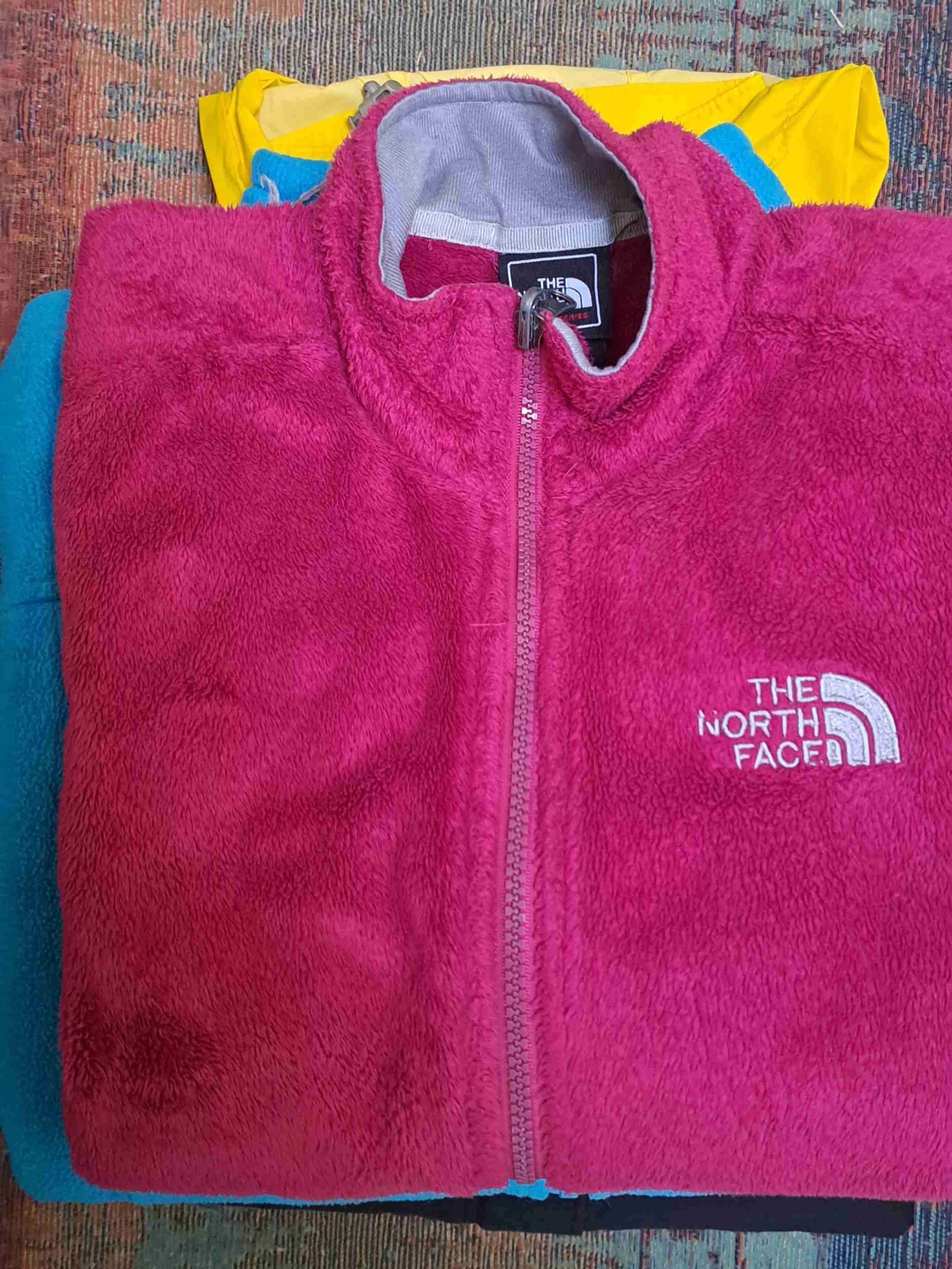 Chaqueta Columbia rosa y negra - miniatura 2