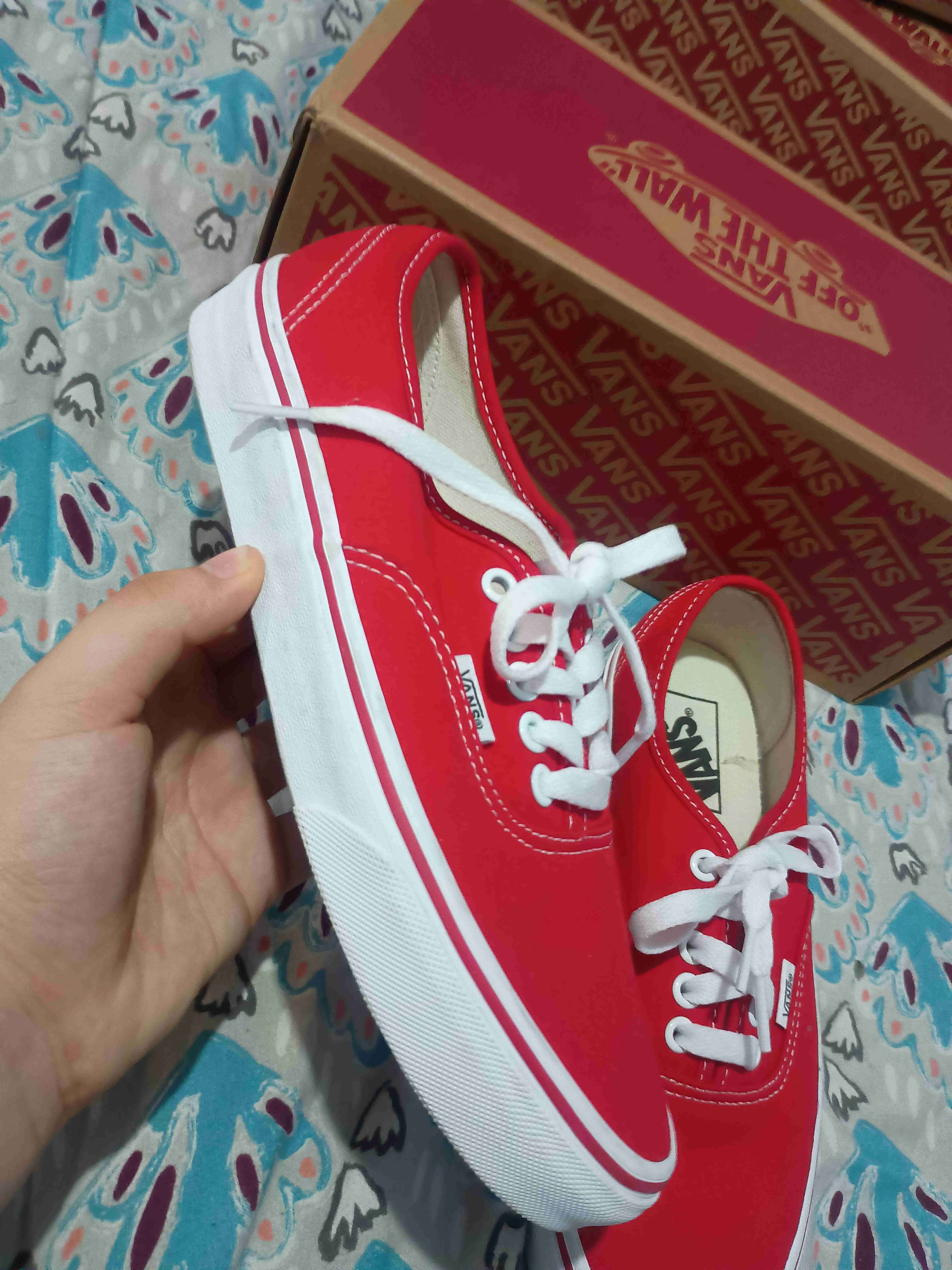 Zapatillas rojas Vans con caja - miniatura 2