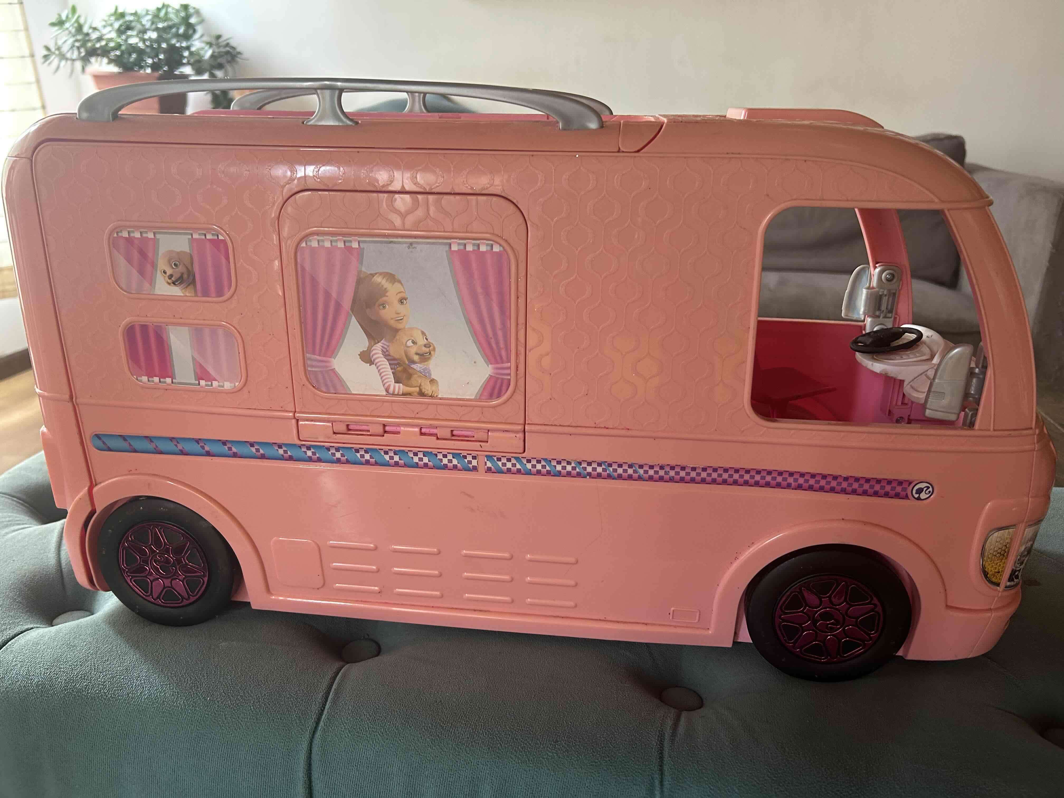 Camioneta camper de Barbie - miniatura 6