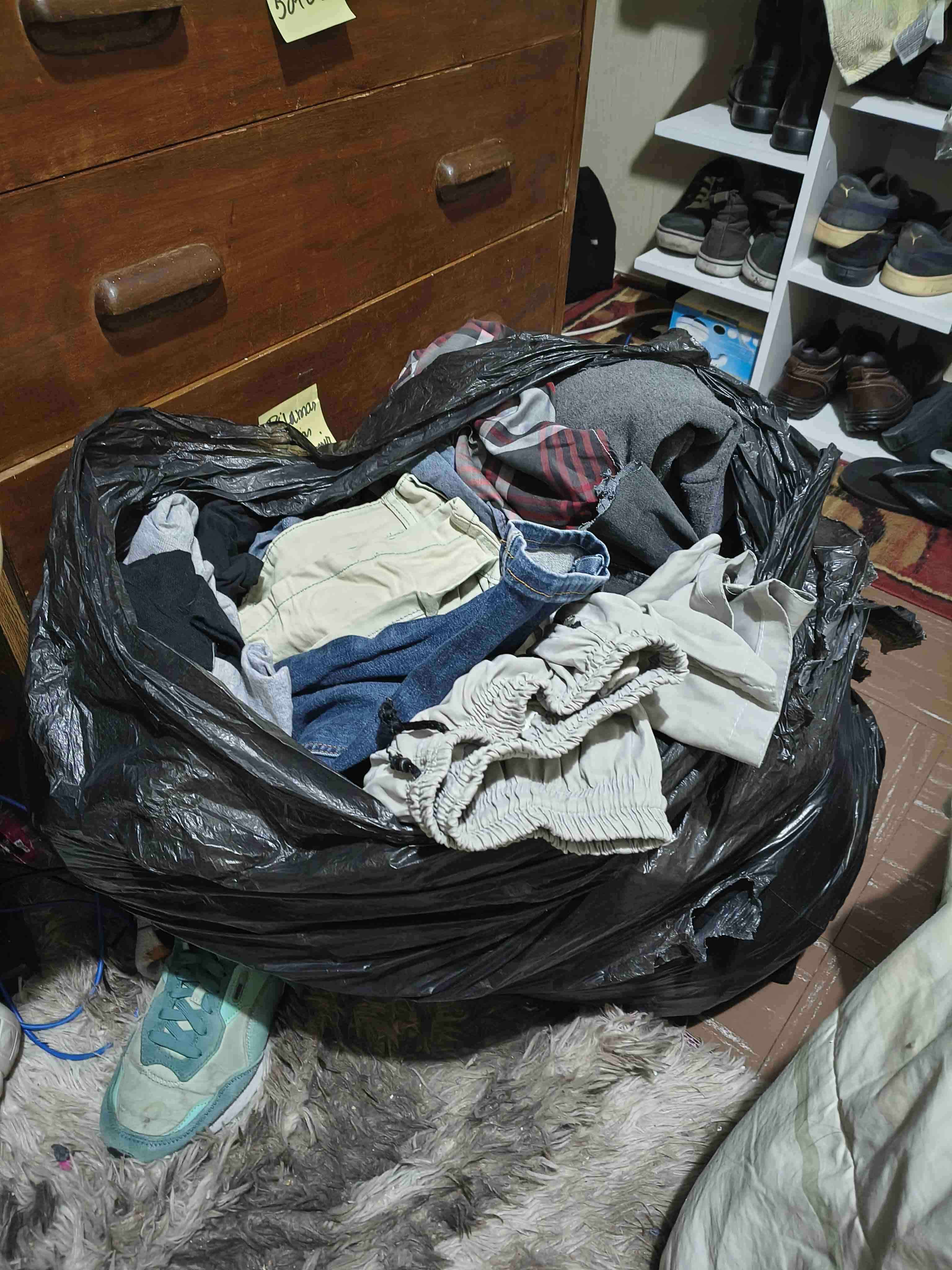 Lote de ropa variada hombre - miniatura 2