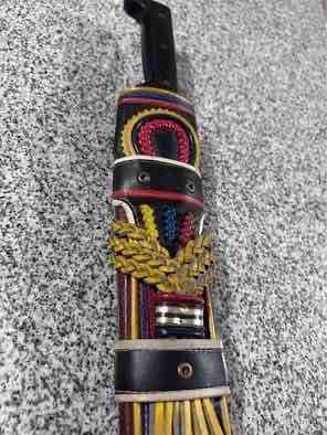 Cuchillo decorativo artesanal - miniatura 5