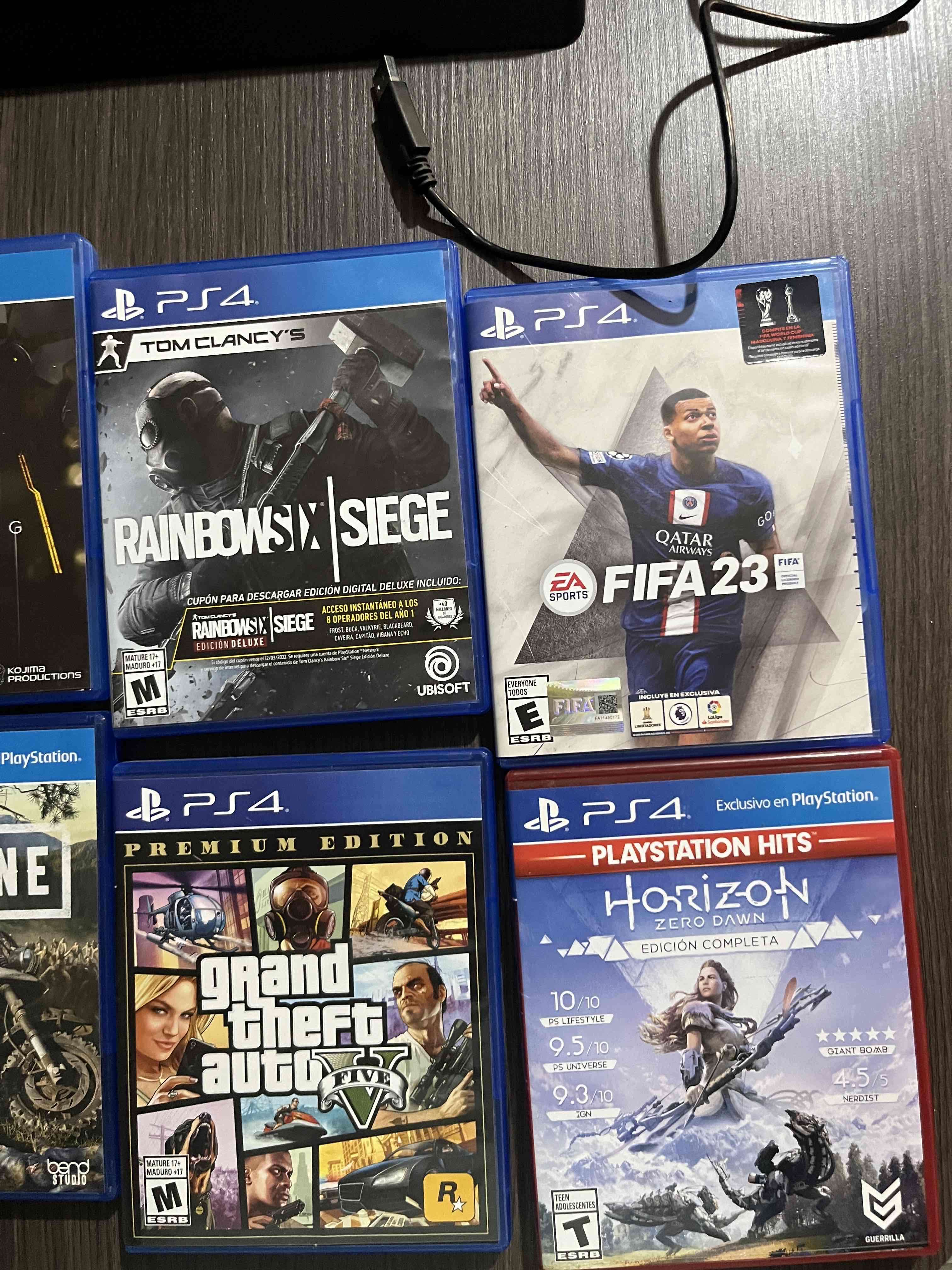 PS4 1TB + 2 Controles + 8 Juegos + Disco Ex 2TB - miniatura 2