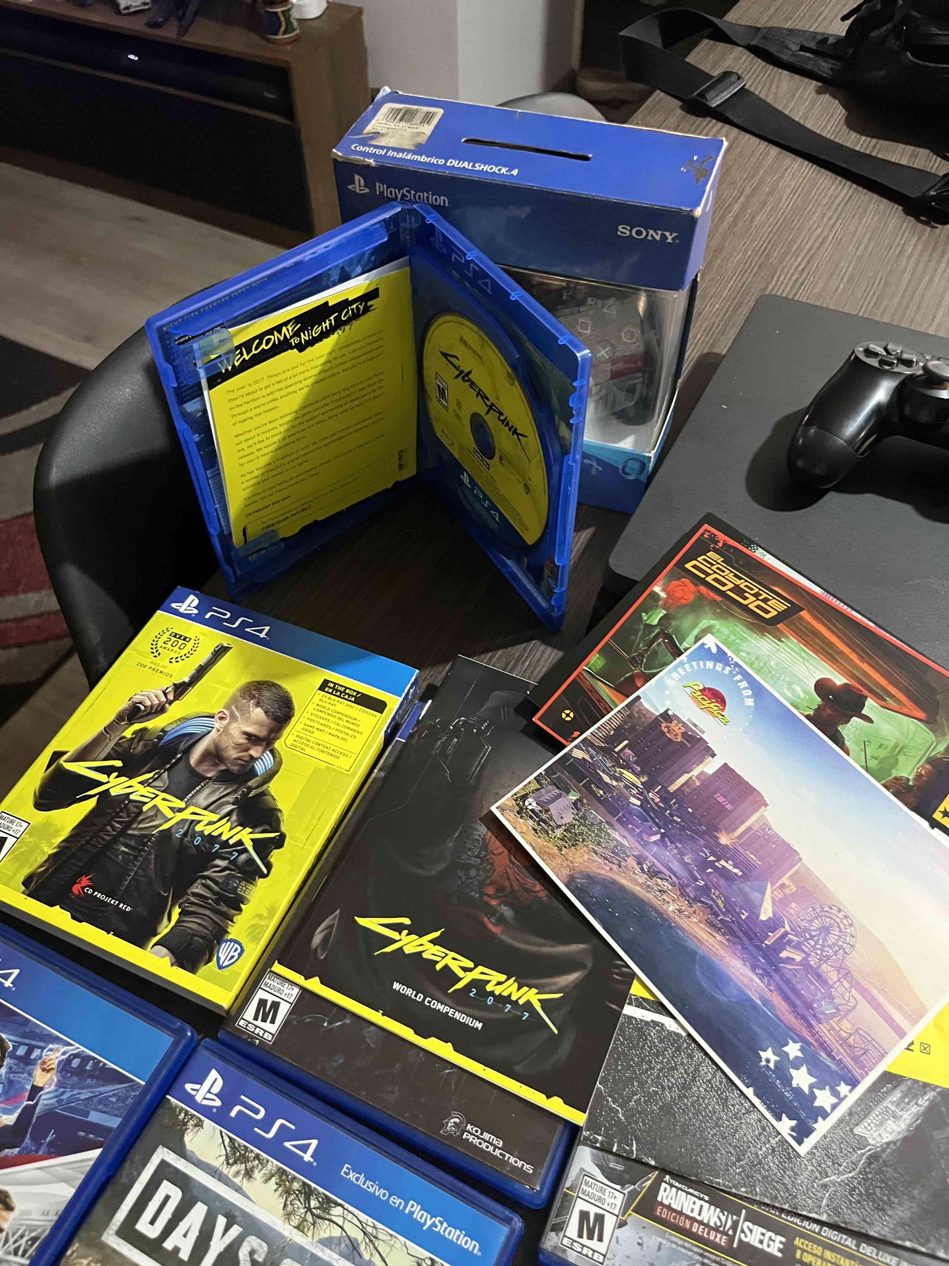 PS4 1TB + 2 Controles + 8 Juegos + Disco Ex 2TB - miniatura 6