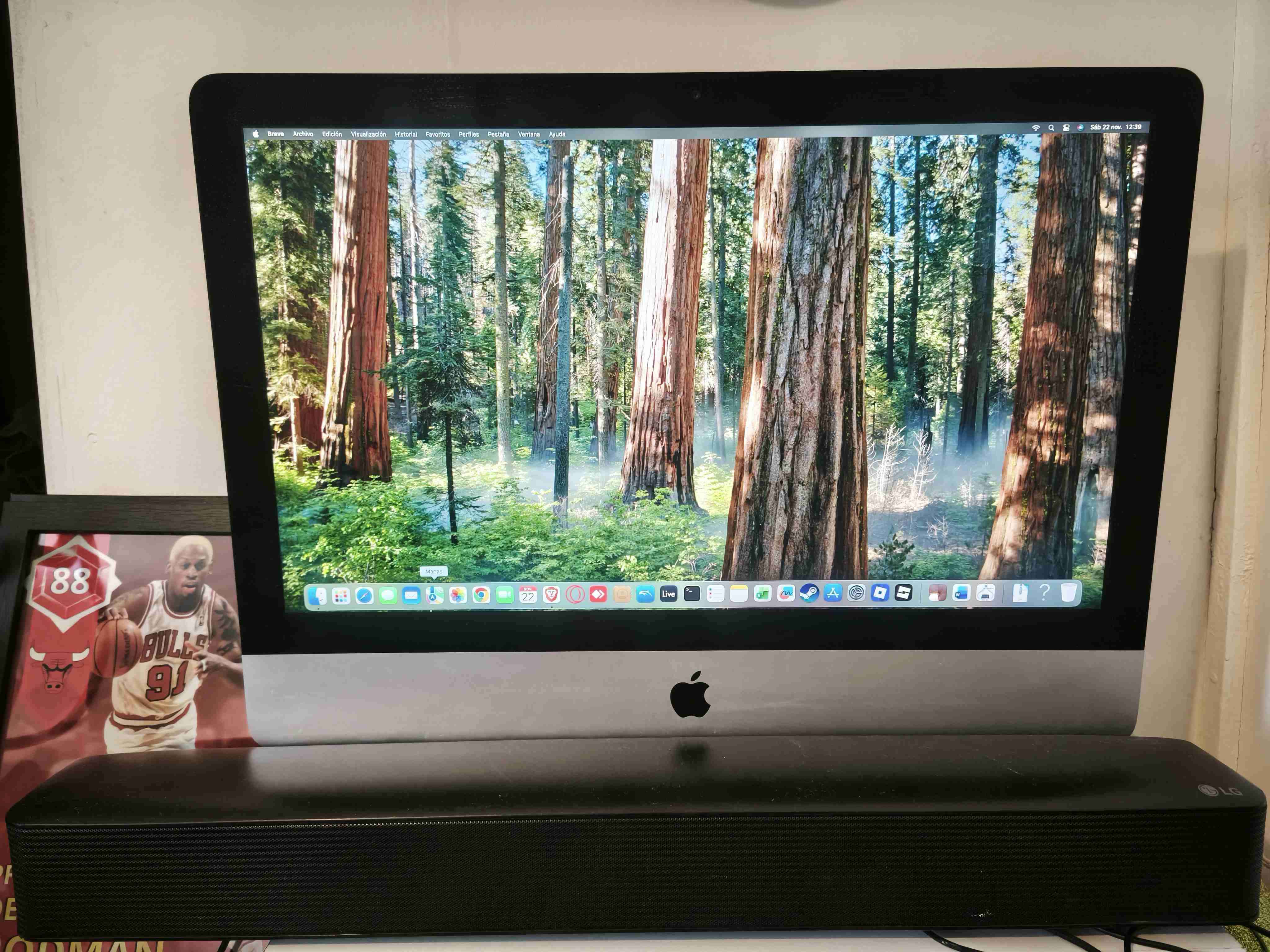 iMac Retina 4K 21.5-inch 2019 - miniatura 3