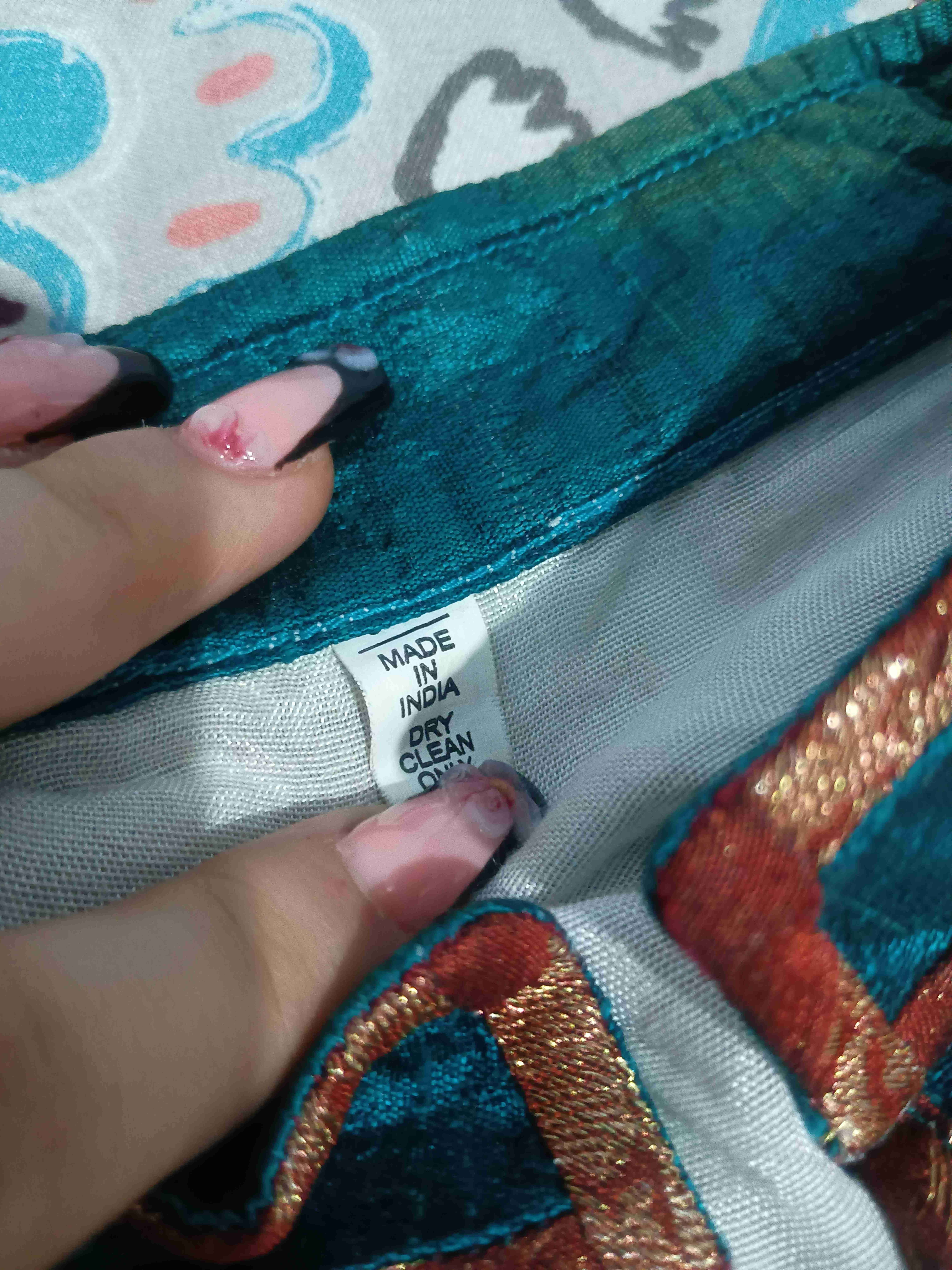 Vestido tradicional hindú elegante - miniatura 3