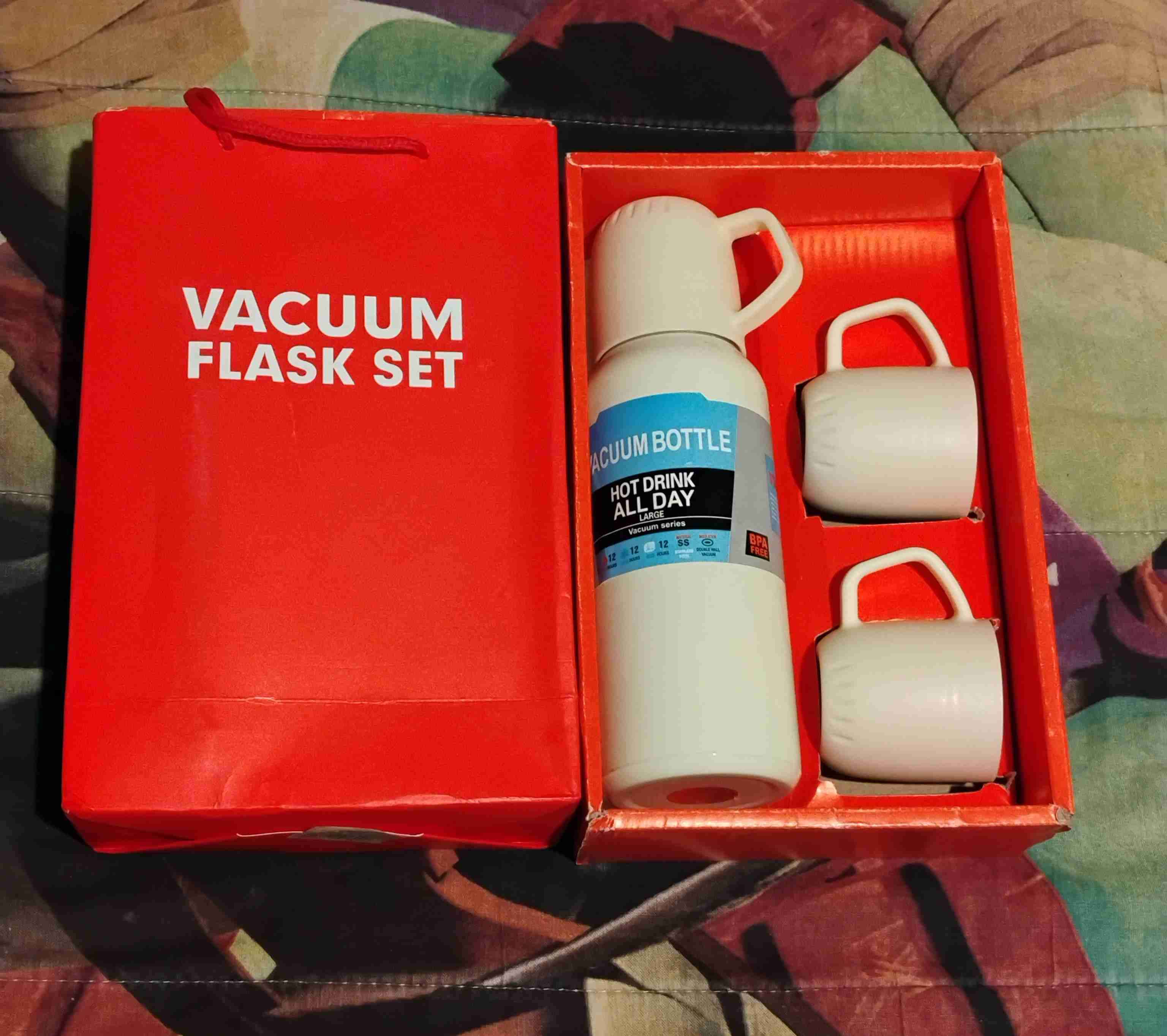 Set de termos y tazas color  beige