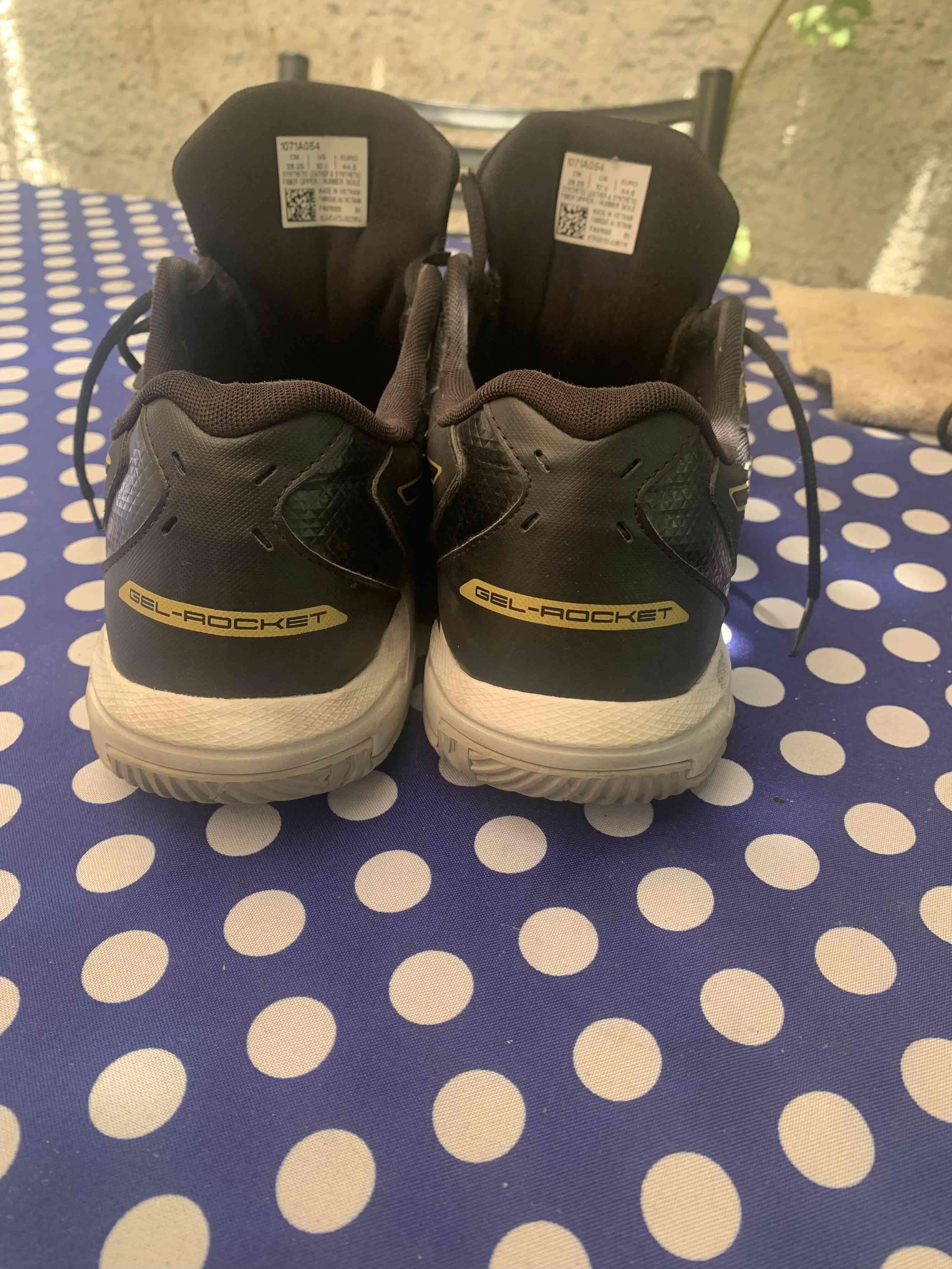 Zapatillas deportivas Asics negras - miniatura 2