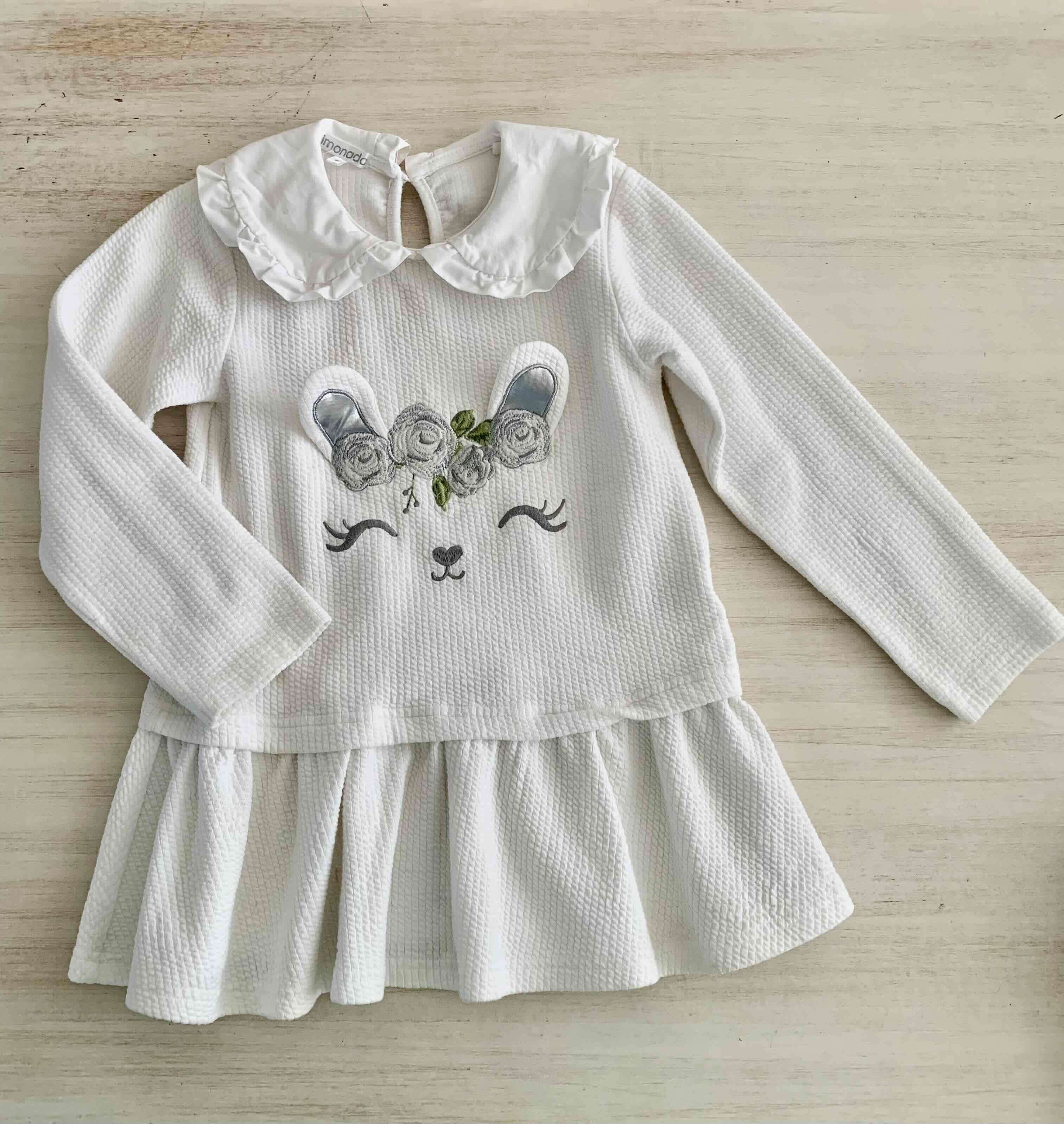 Blusa  y vestido infantil