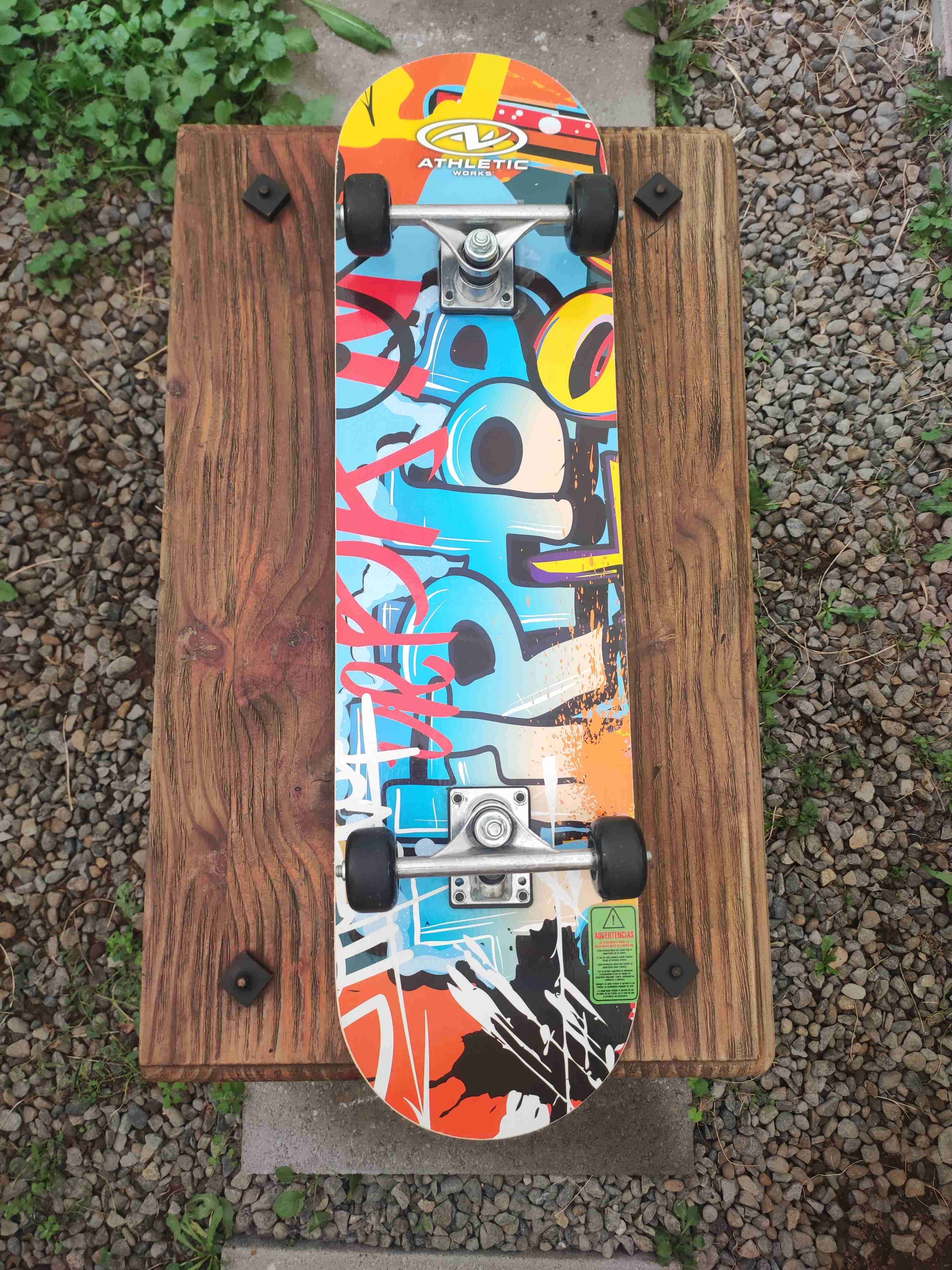 Skateboard clásico - miniatura 2