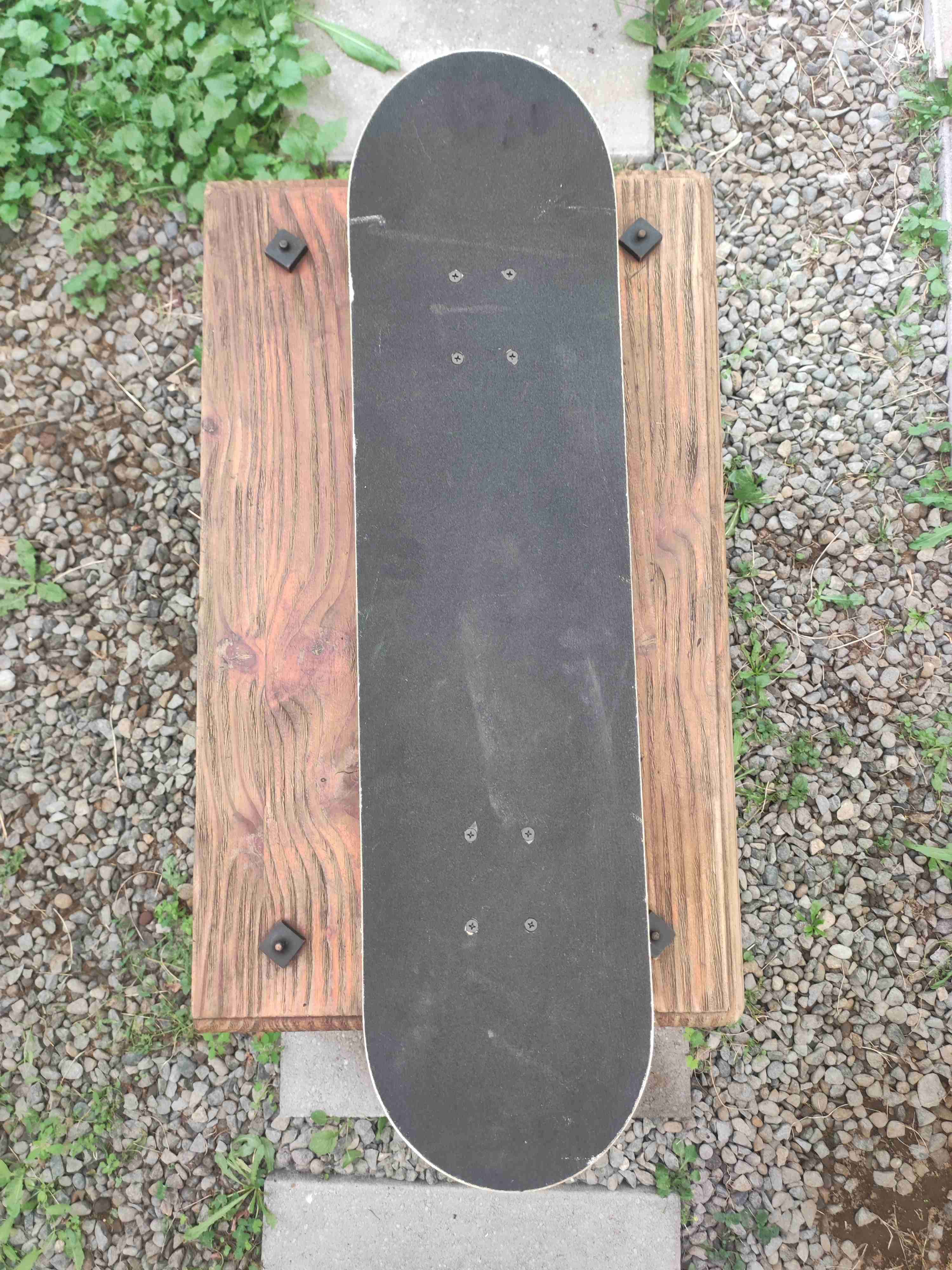 Skateboard clásico - miniatura 3