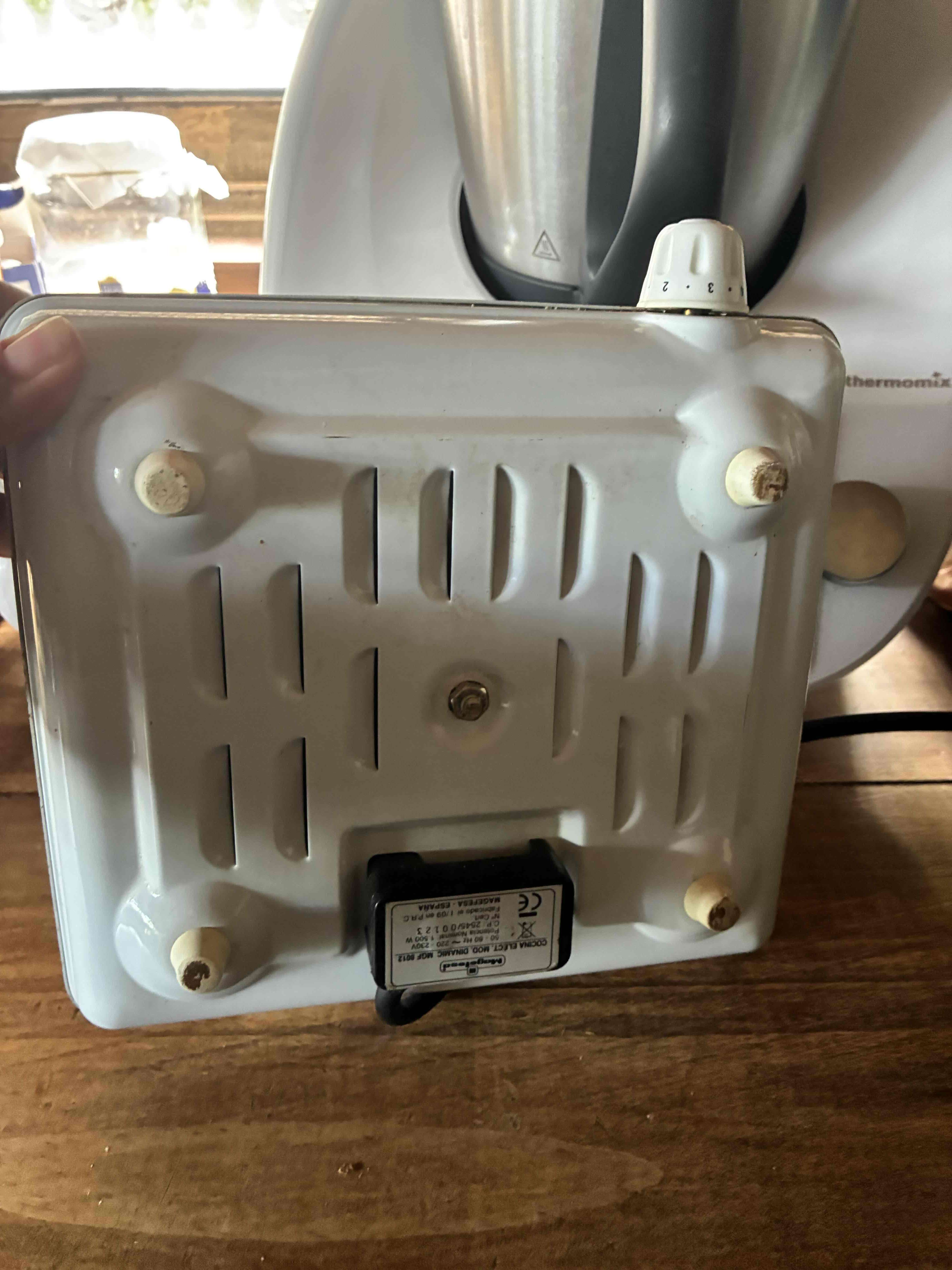 Cocina eléctrica Magafesa usada - miniatura 2