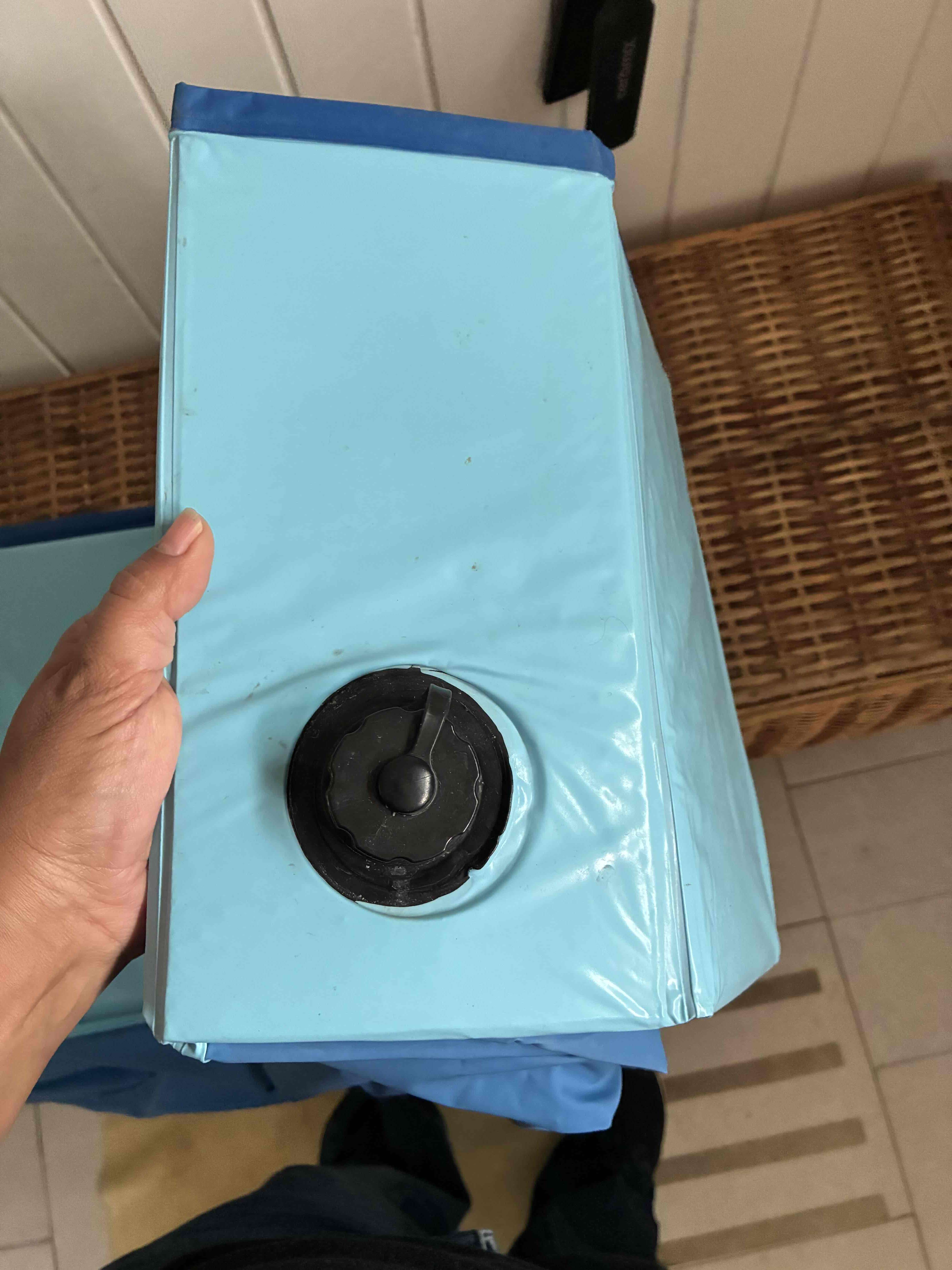 Piscina para mascotas plegable - miniatura 4